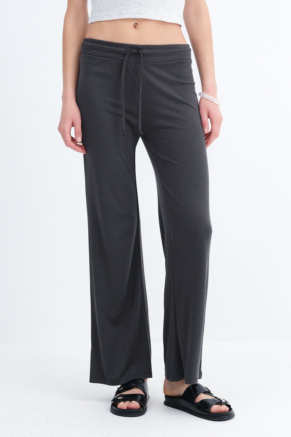 Charcoal_Elastic-Waist-Modal-Sweatpants-addax