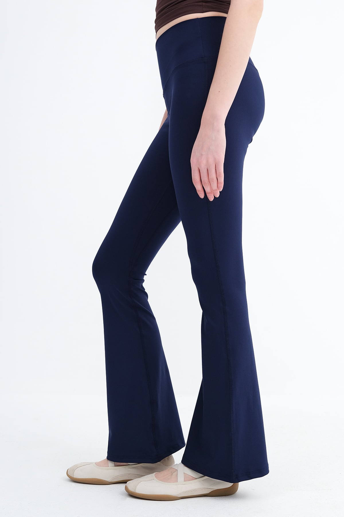 Dark-Night-Blue_Flared-Leggings-addax