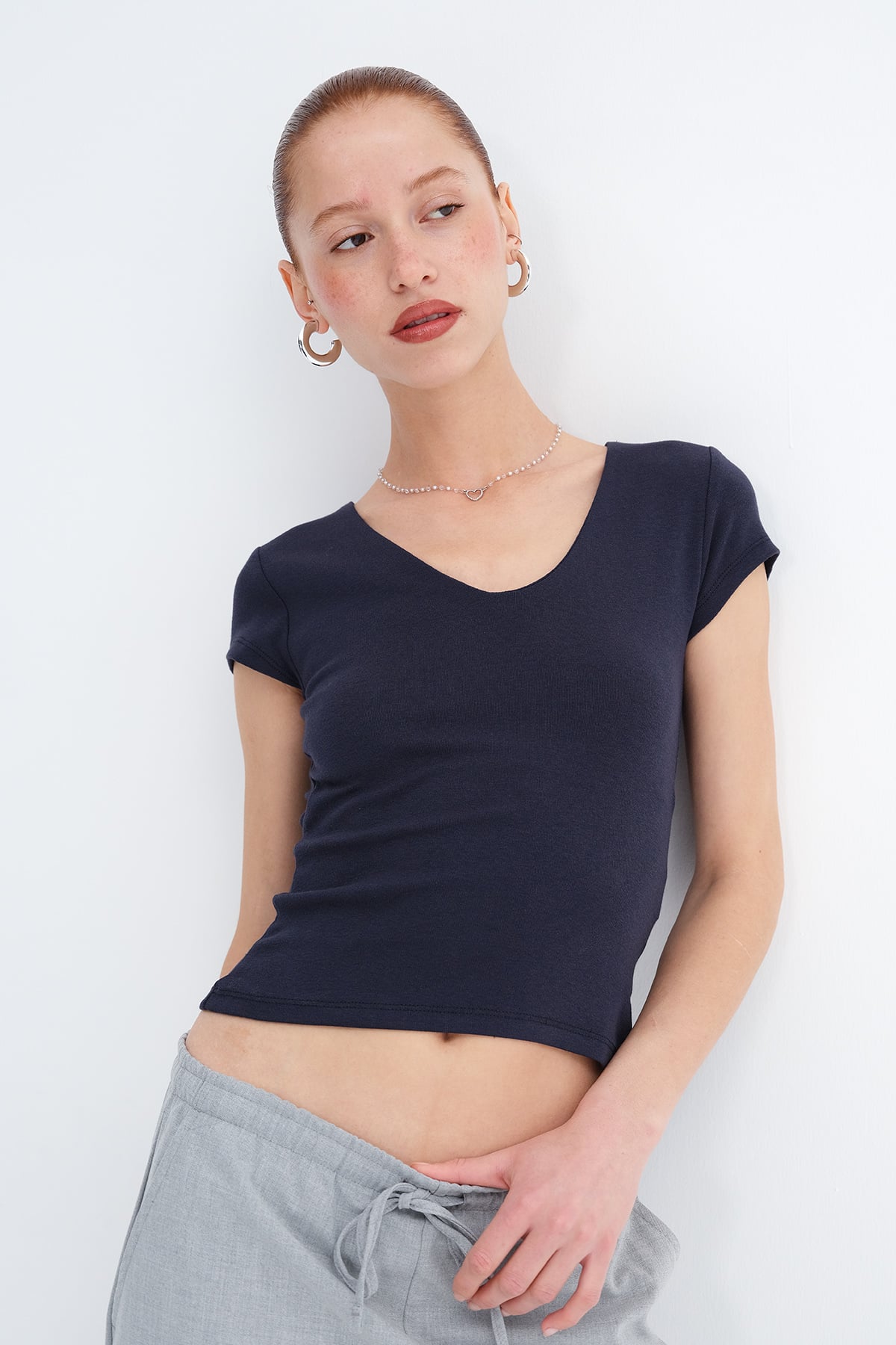 Dark-Night-Blue_V-Neck-Modal-T-shirt-addax