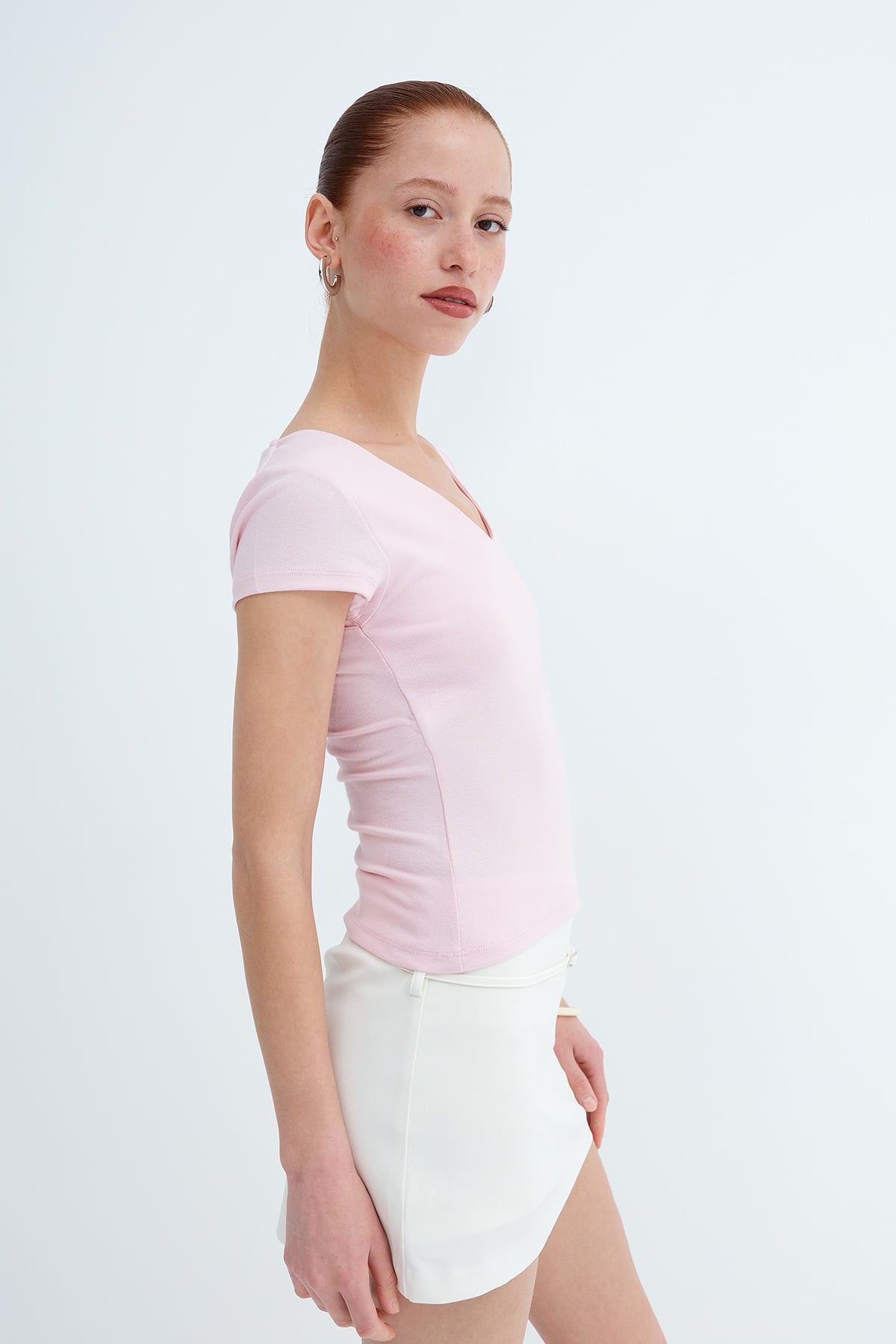 Sugar-Pink_V-Neck-Modal-T-shirt-addax
