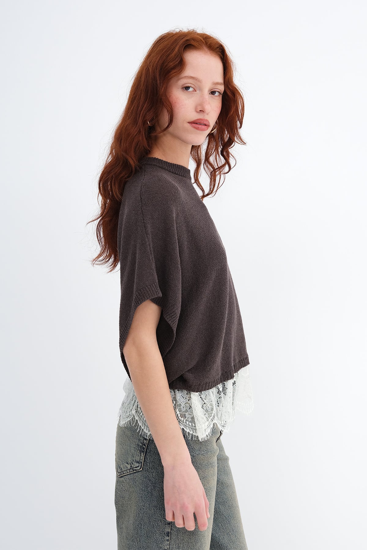 Brown_Lace-Hem-Knitwear-addax