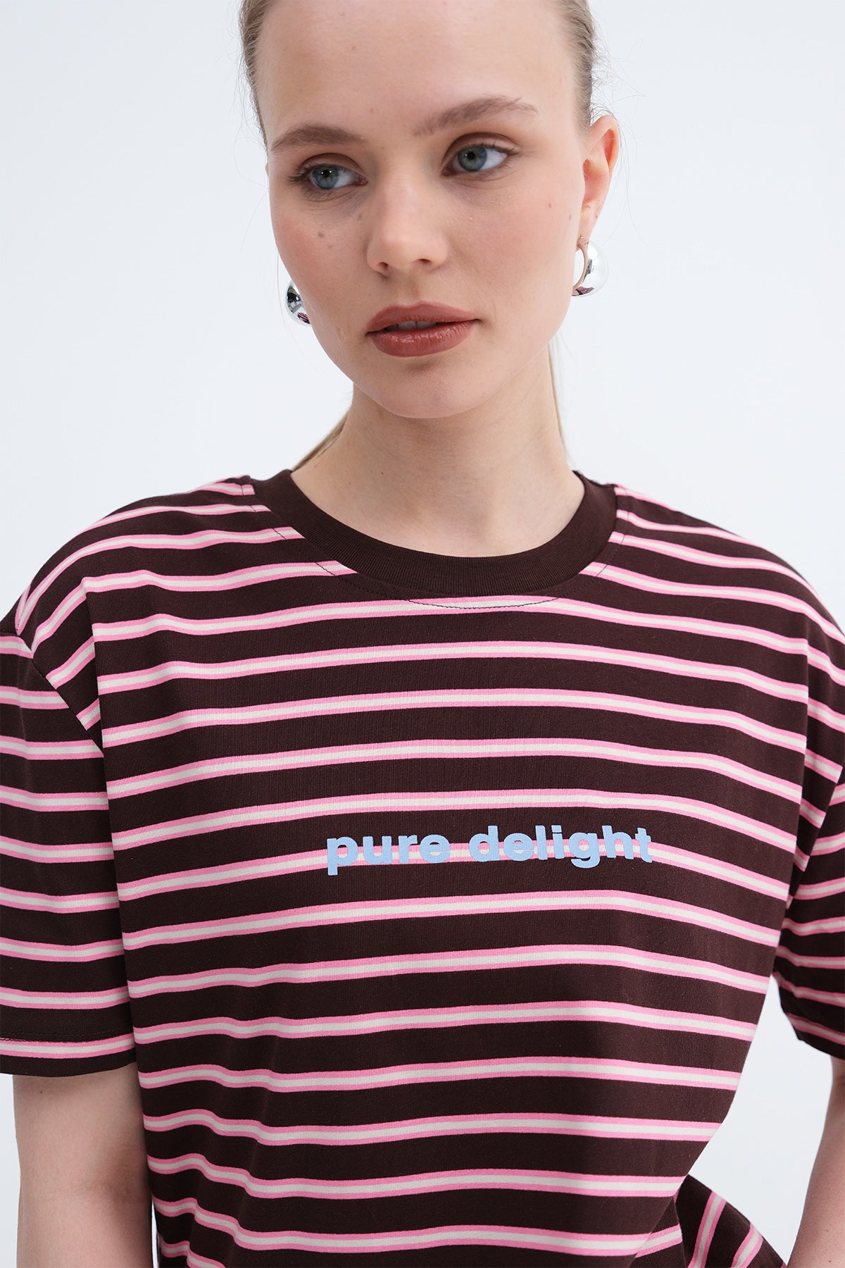 Brown_Striped-T-shirt-addax