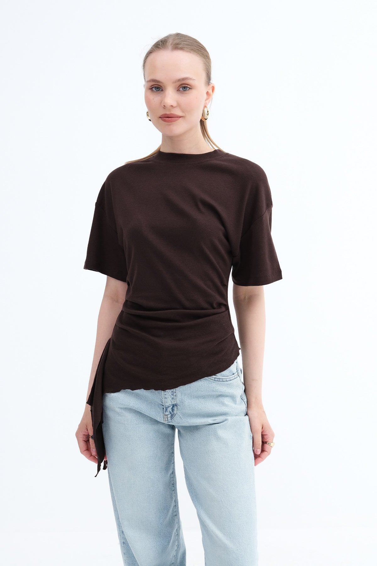 Bitter-Coffee_Side-Ruched-Modal-T-Shirt-addax