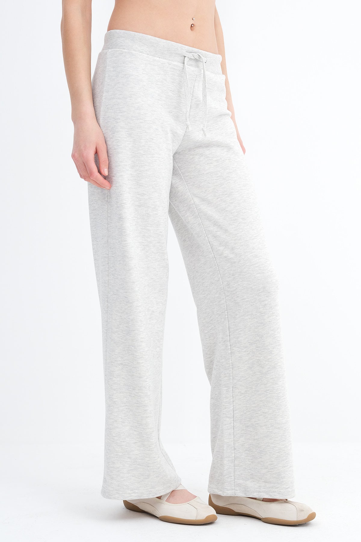 Grey-Melange_Glitter-Wide-Leg-Sweatpants-addax