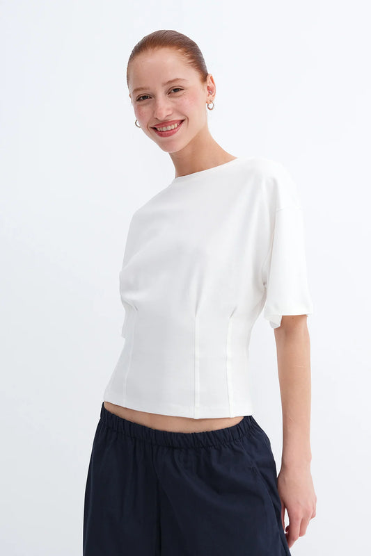 Ecru_Crew-Neck-Basic-T-shirt-addax
