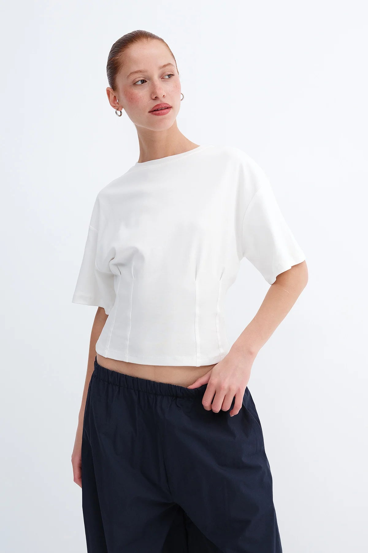Ecru_Crew-Neck-Basic-T-shirt-addax