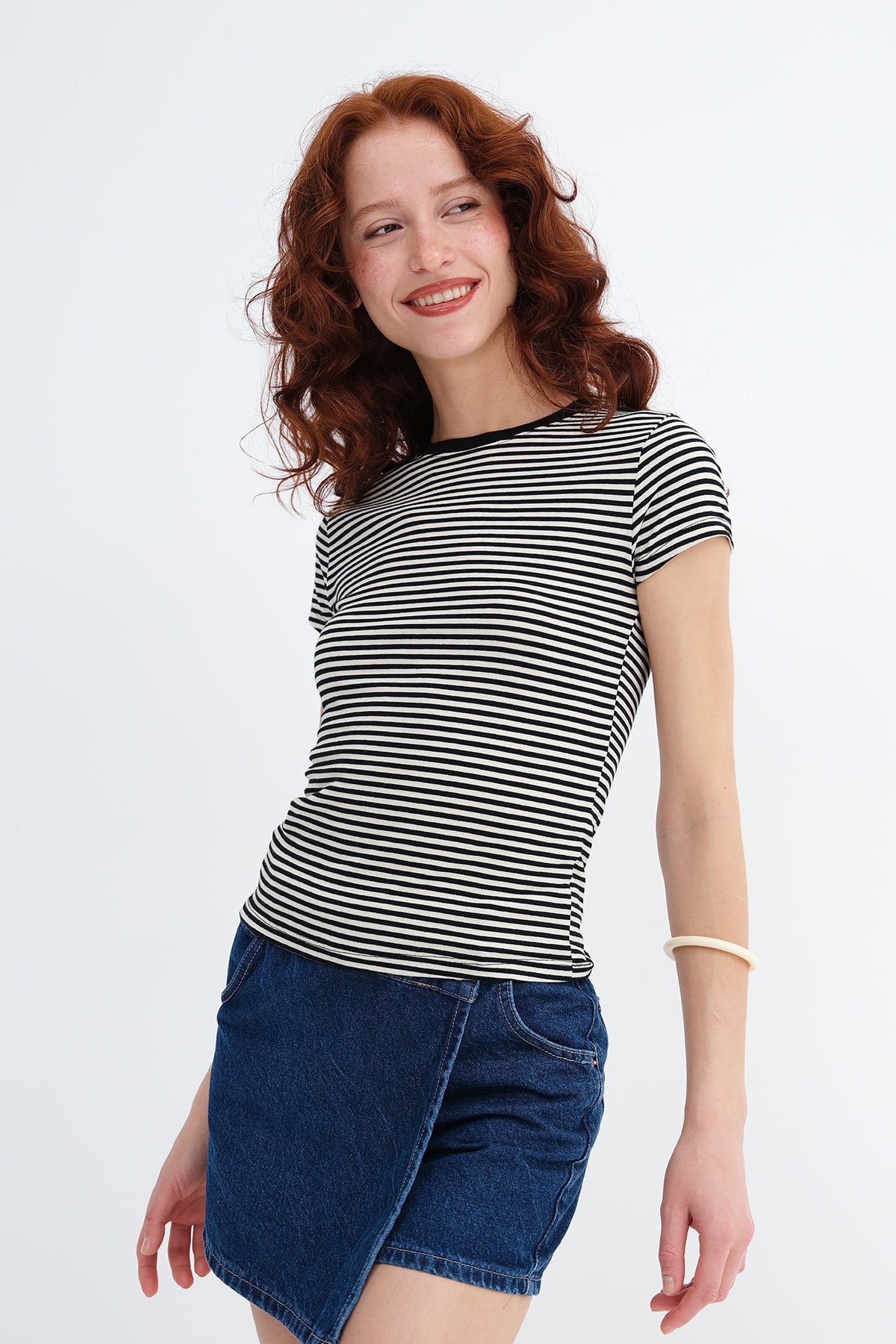 Black---Ecru_Striped-T-Shirt-addax