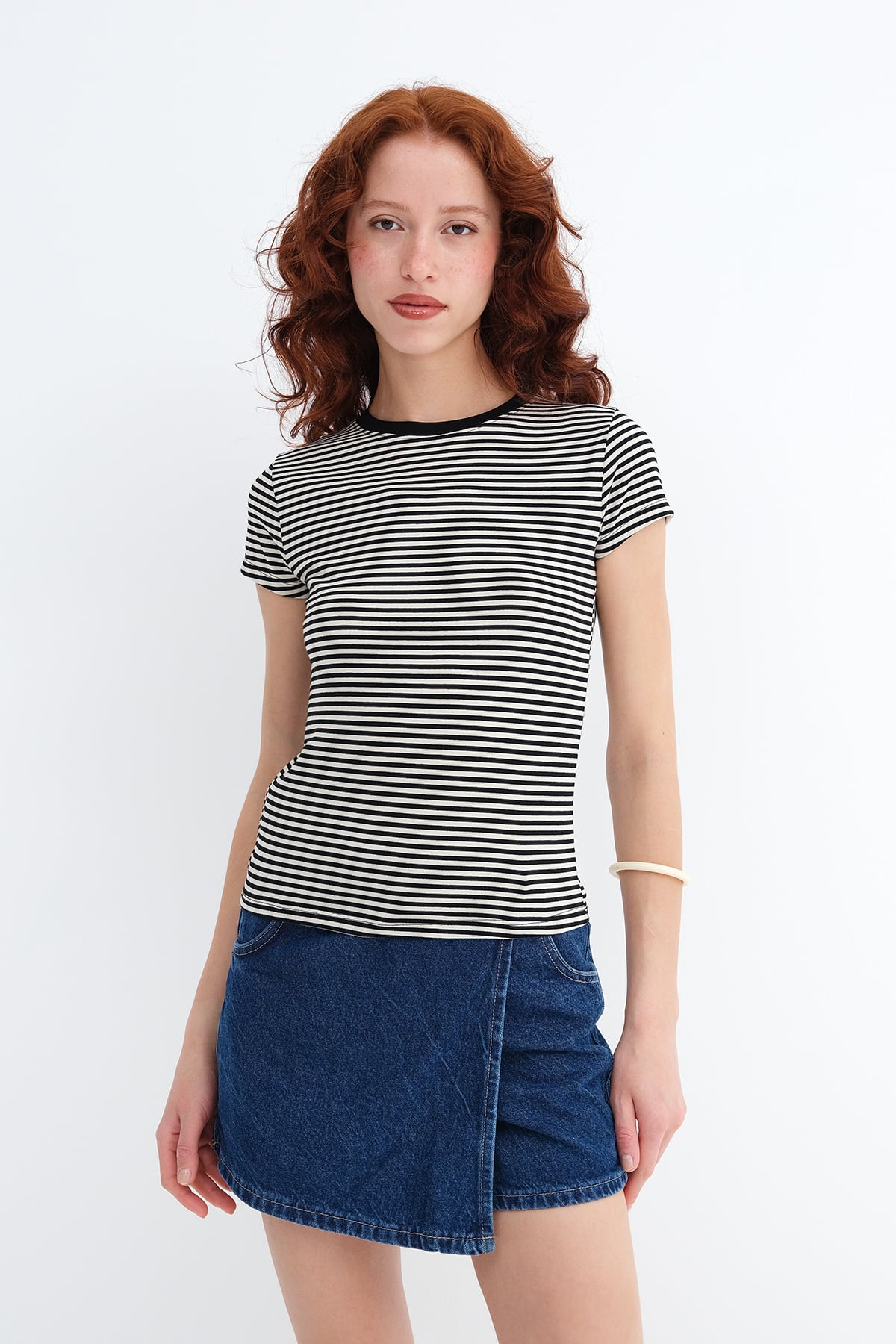 Black---Ecru_Striped-T-Shirt-addax