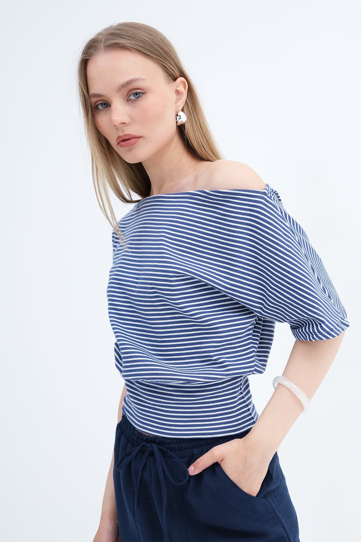 One Shoulder T-shirt