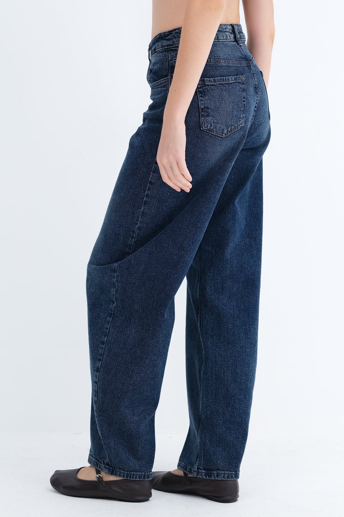 Tint_Baggy-Jeans-addax