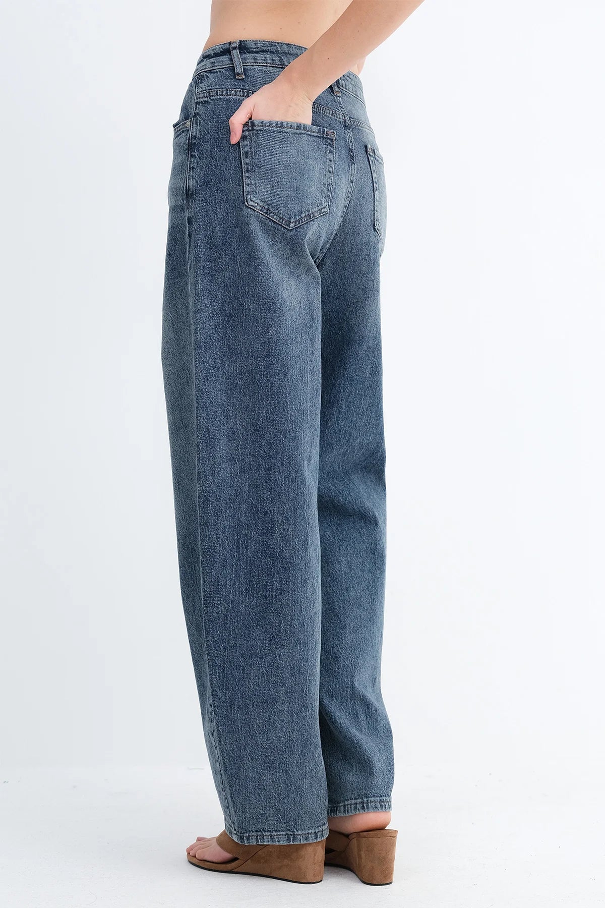 S.Blue_Baggy-Jeans-addax
