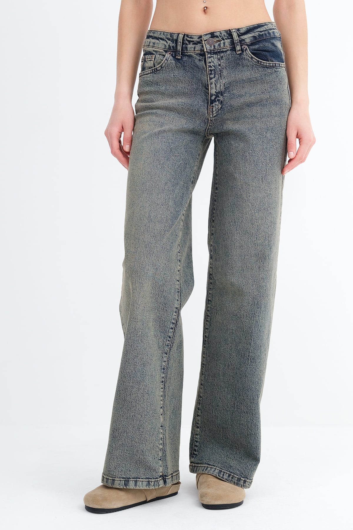 Green-Tint_Wide-Leg-Jeans-addax