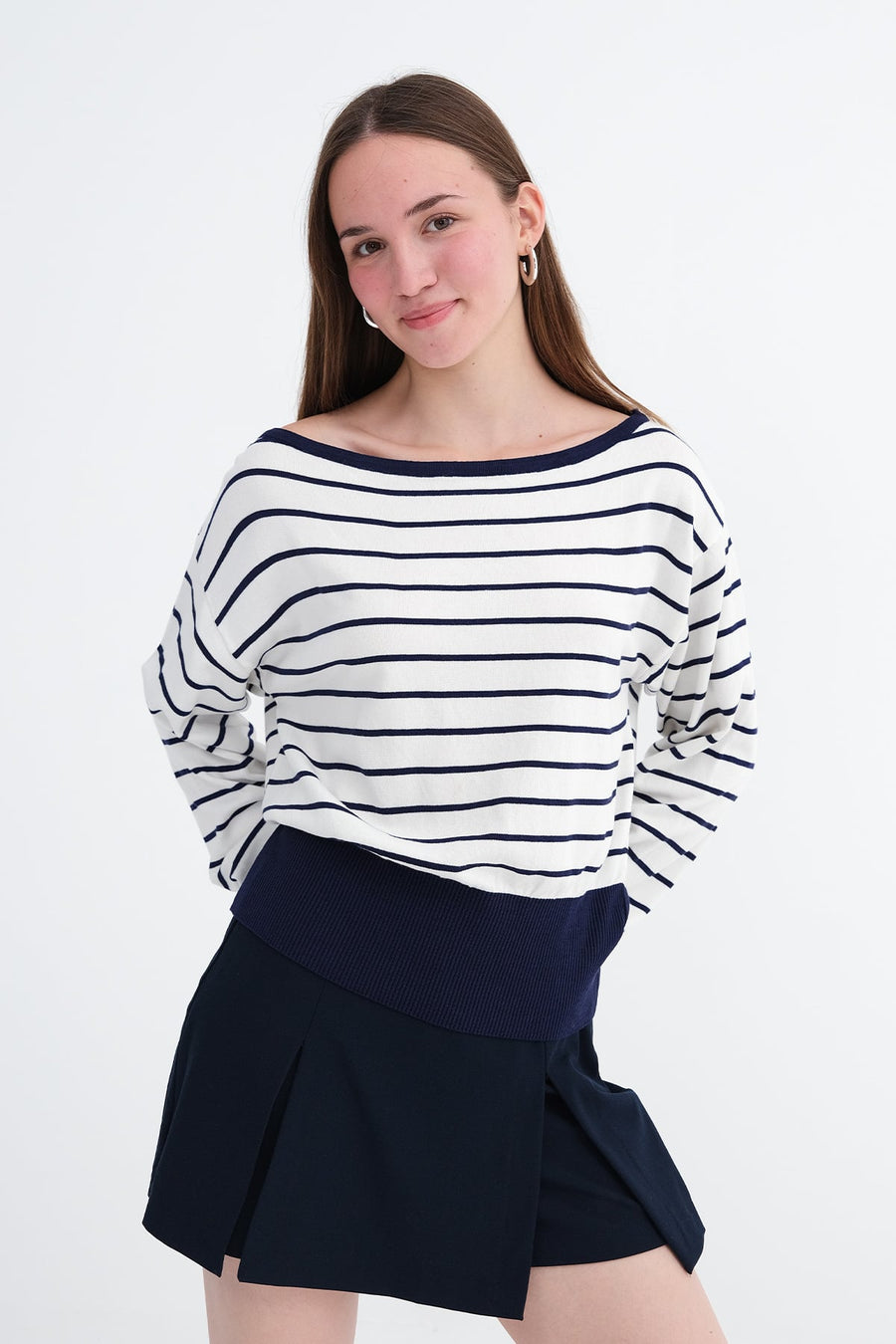 Night-Blue---Ecru_Striped-Knit-Sweater-addax