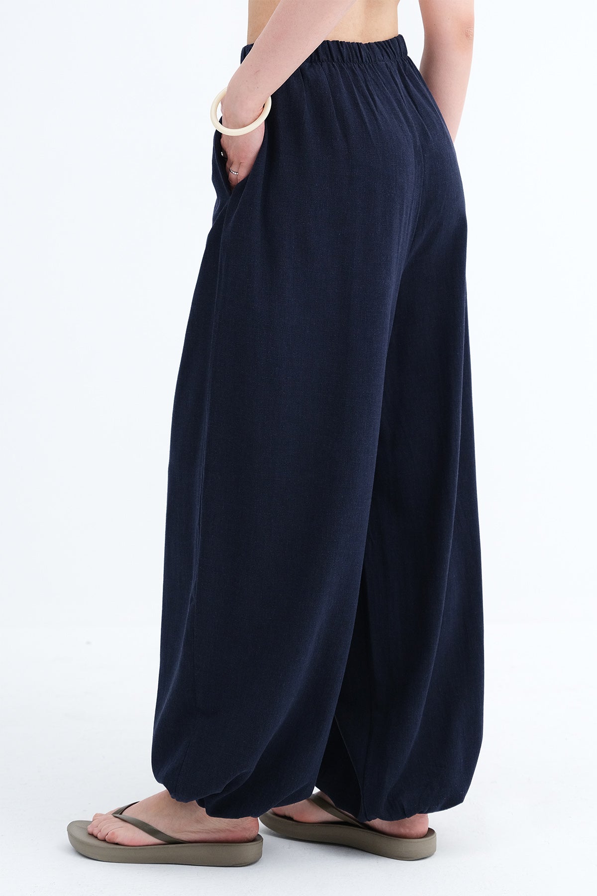 Dark-Night-Blue_Elastic-Waist-Linen-Trousers-addax