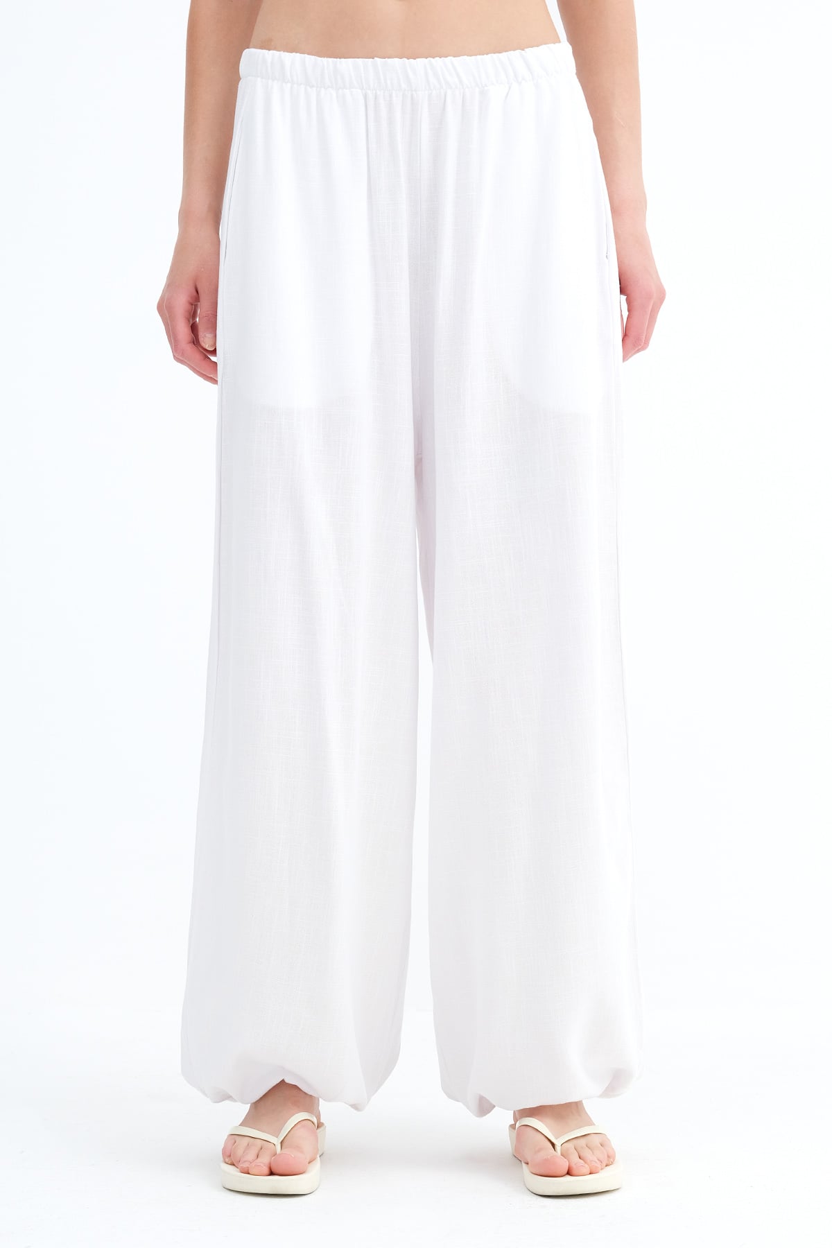 Ecru_Elastic-Waist-Linen-Trousers-addax