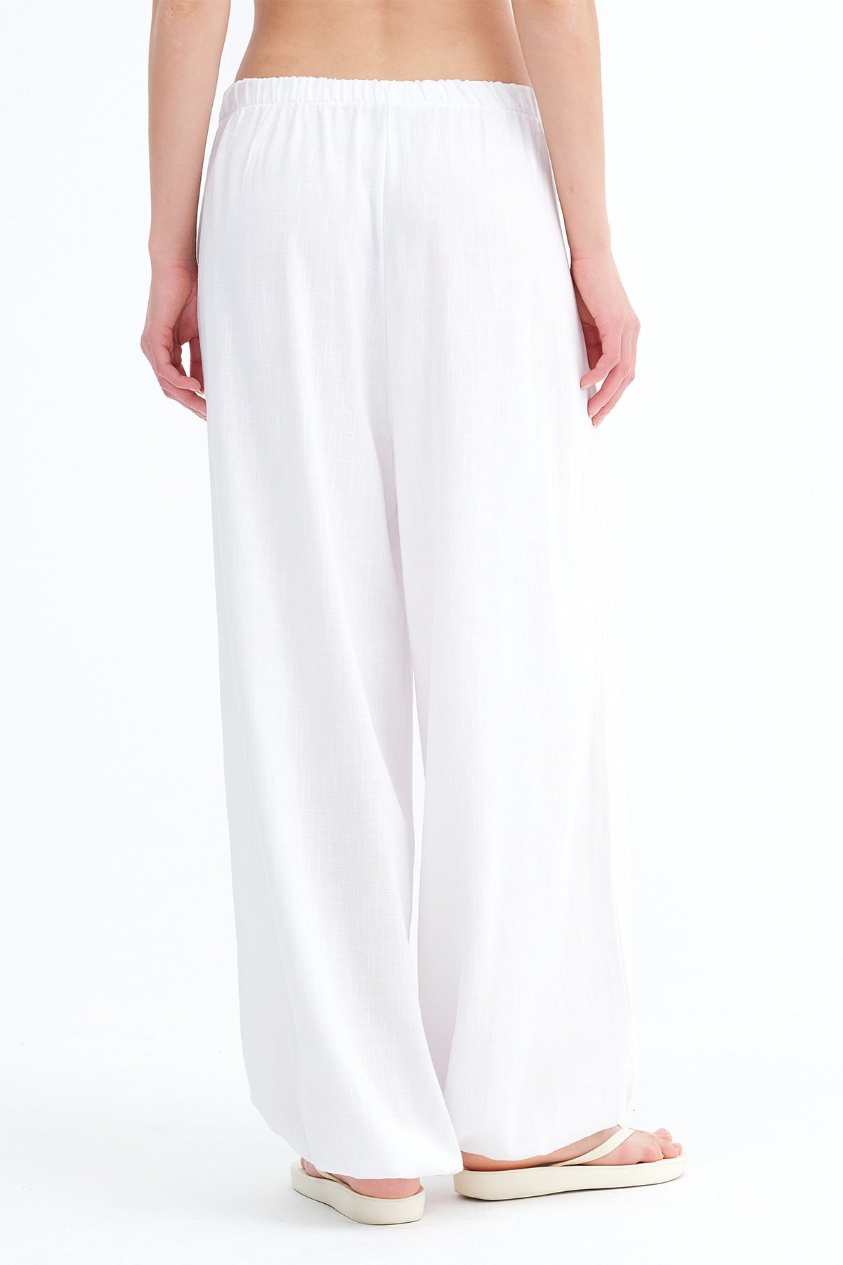 Ecru_Elastic-Waist-Linen-Trousers-addax