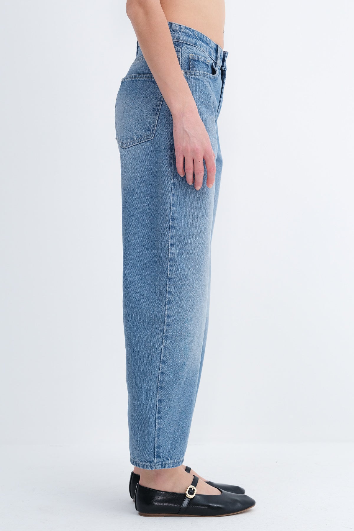 Blue_Baggy-Jeans-addax