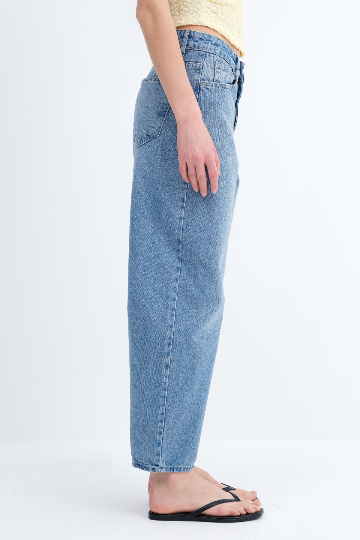 Tint_Baggy-Jeans-addax