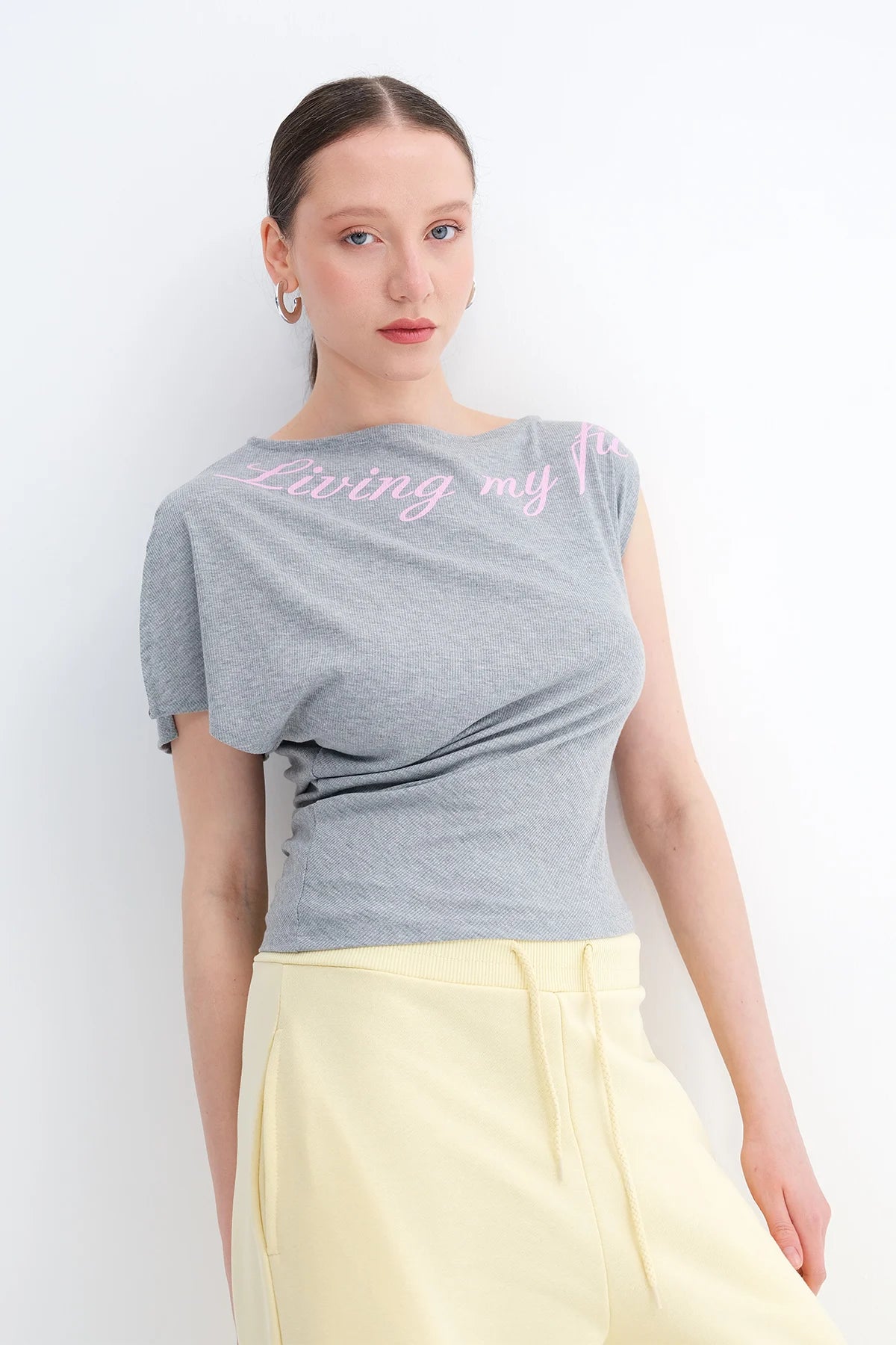 Grey-Melange_Asymmetrical-Cut- Printed-T-shirt-addax