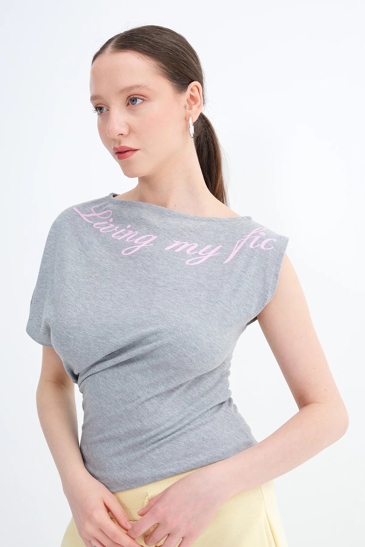 Grey-Melange_Asymmetrical-Cut- Printed-T-shirt-addax