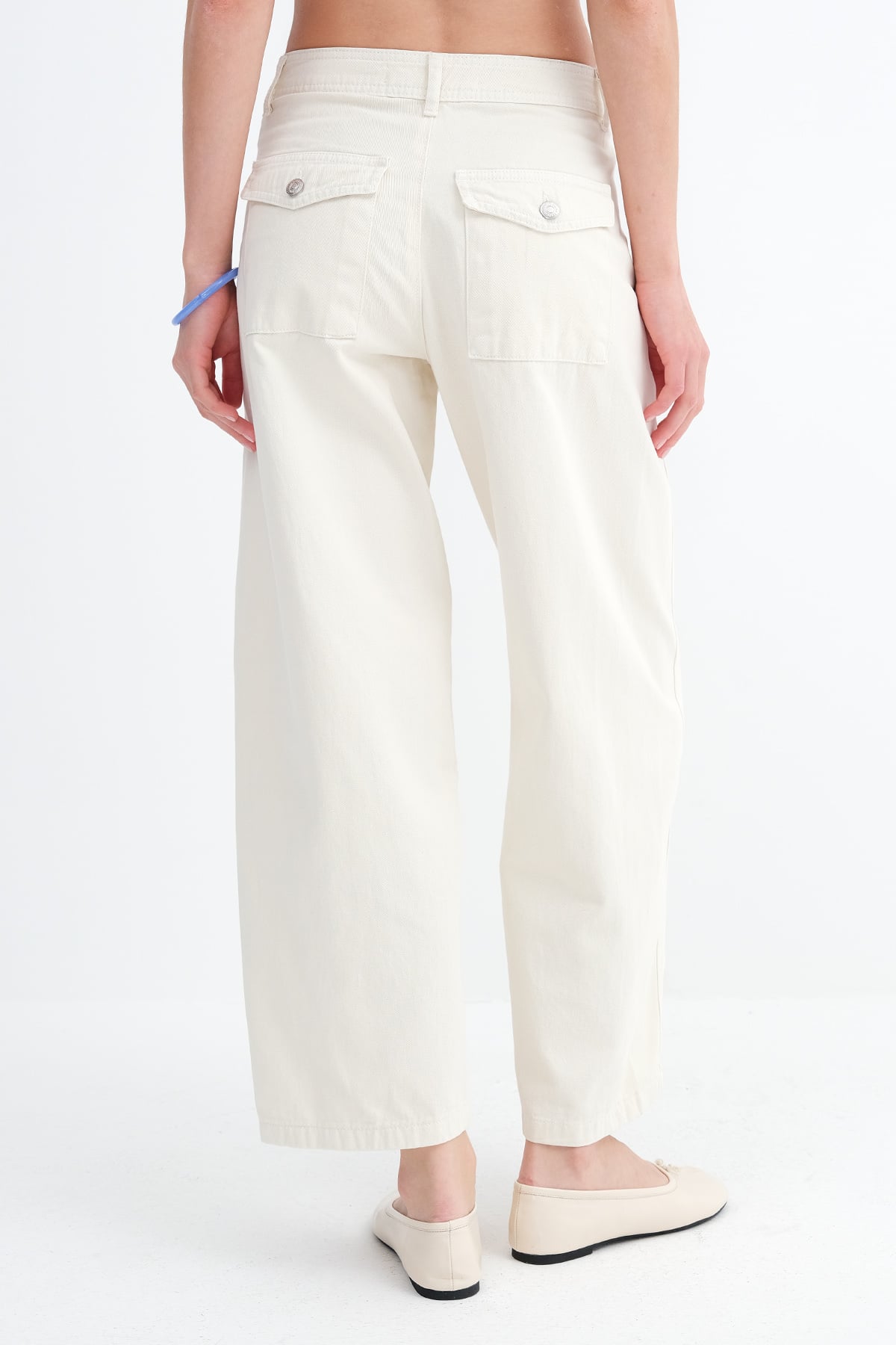 Ecru_Baggy-Jean-Pants-addax