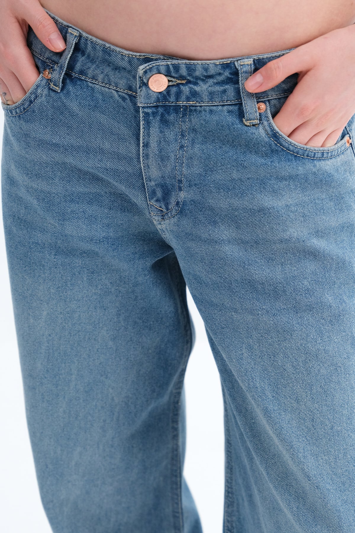 Tint_Wide-Leg-Jeans-addax