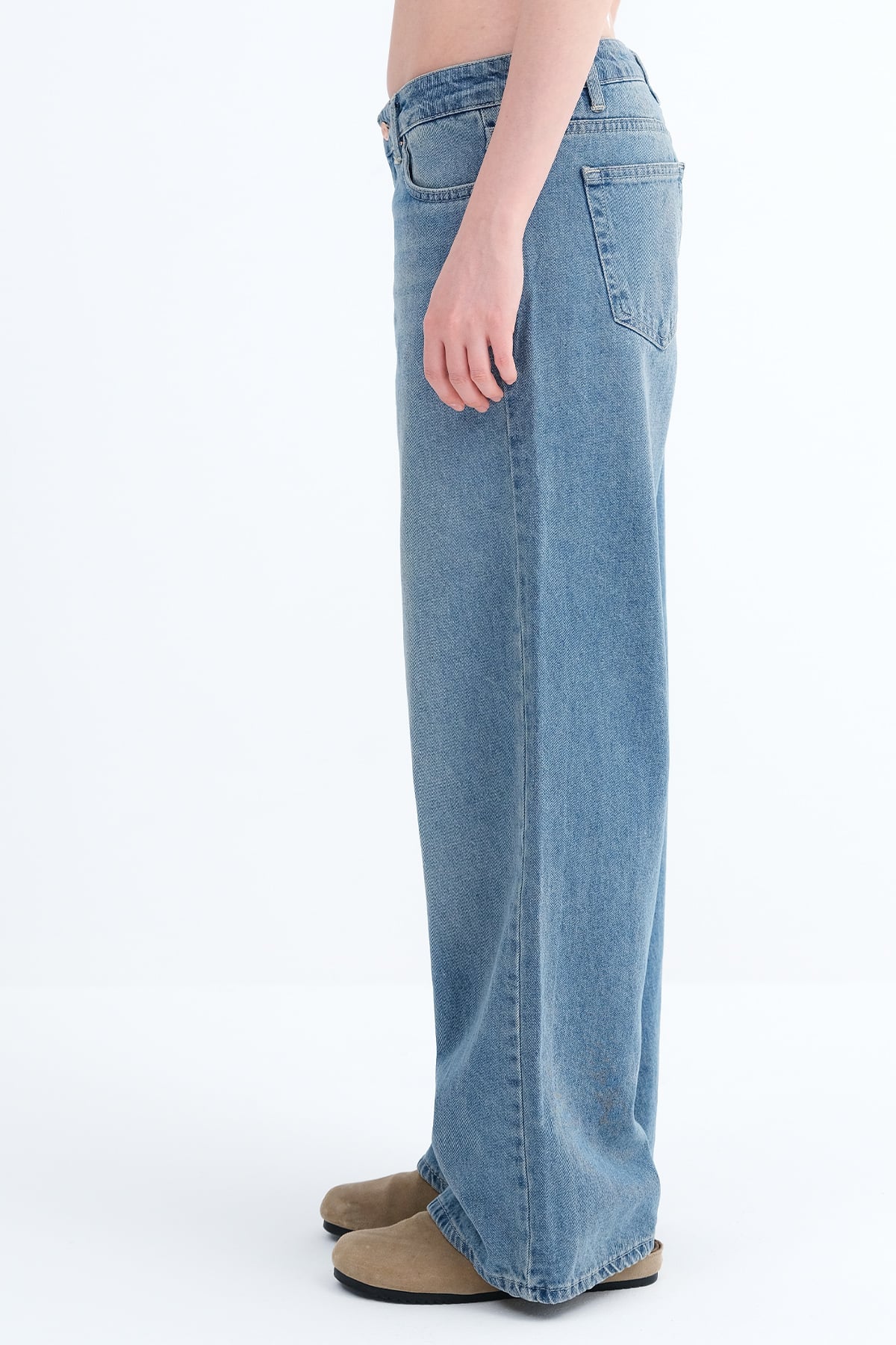 Tint_Wide-Leg-Jeans-addax