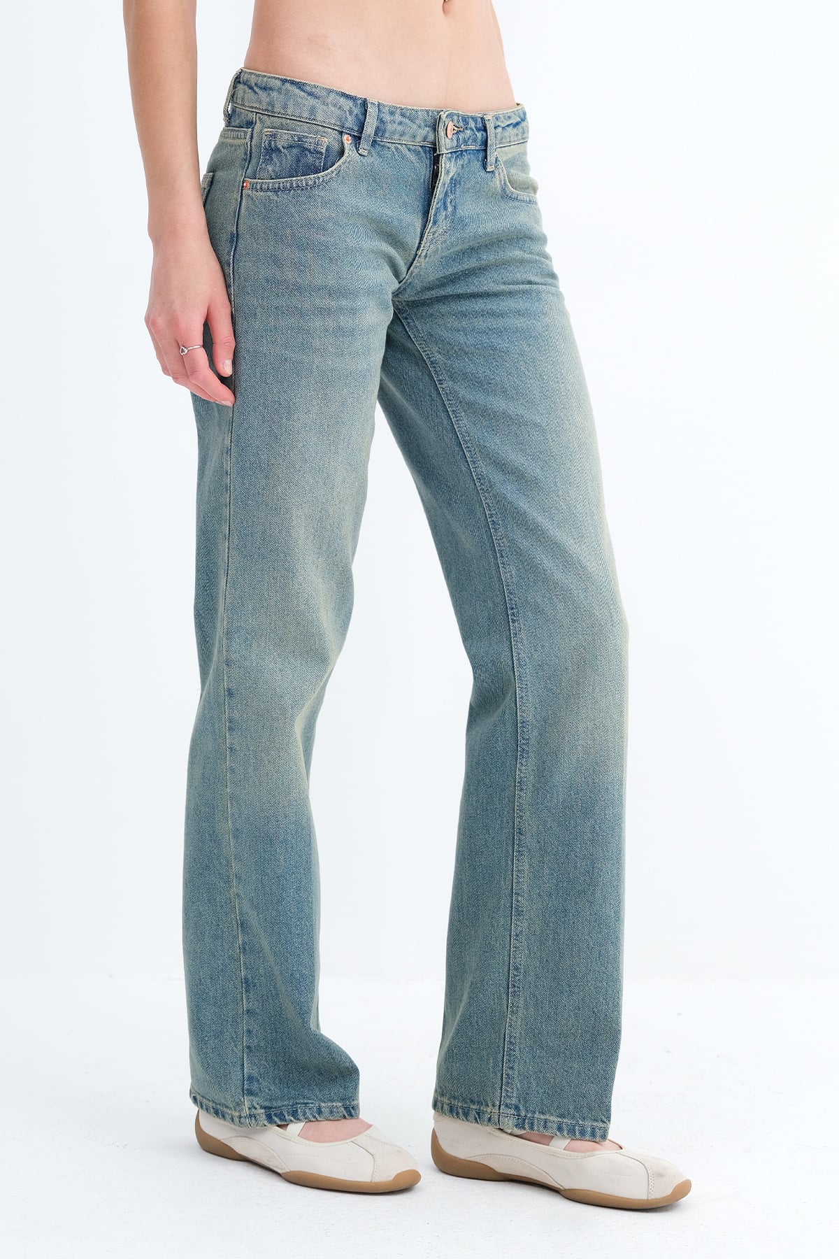 Green-Tint_Wide-Leg-Jeans-addax
