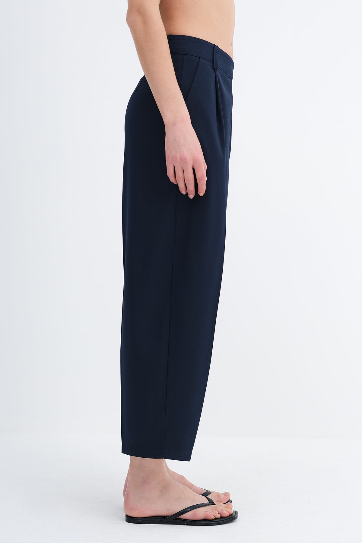 Dark-Night-Blue_Button-Detail-Pants-addax