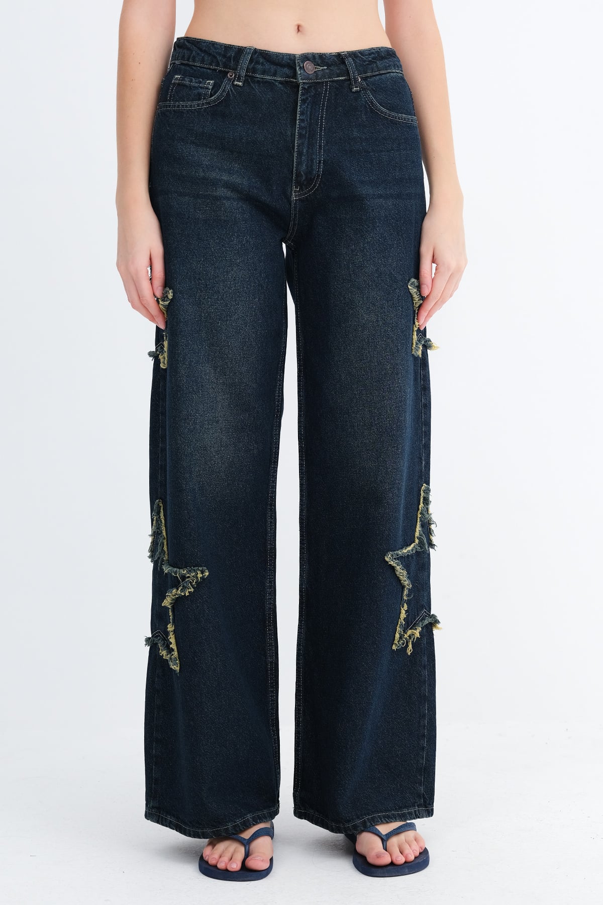 Green-Tint_Jeans-with-Star-Detail-addax