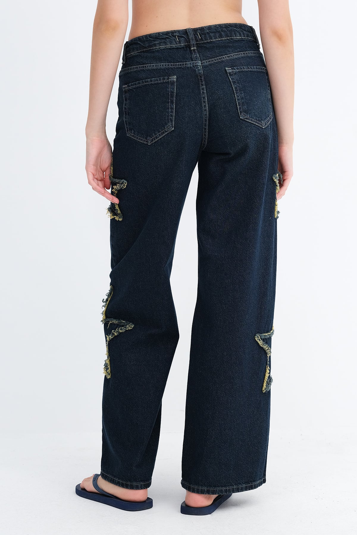 Green-Tint_Jeans-with-Star-Detail-addax