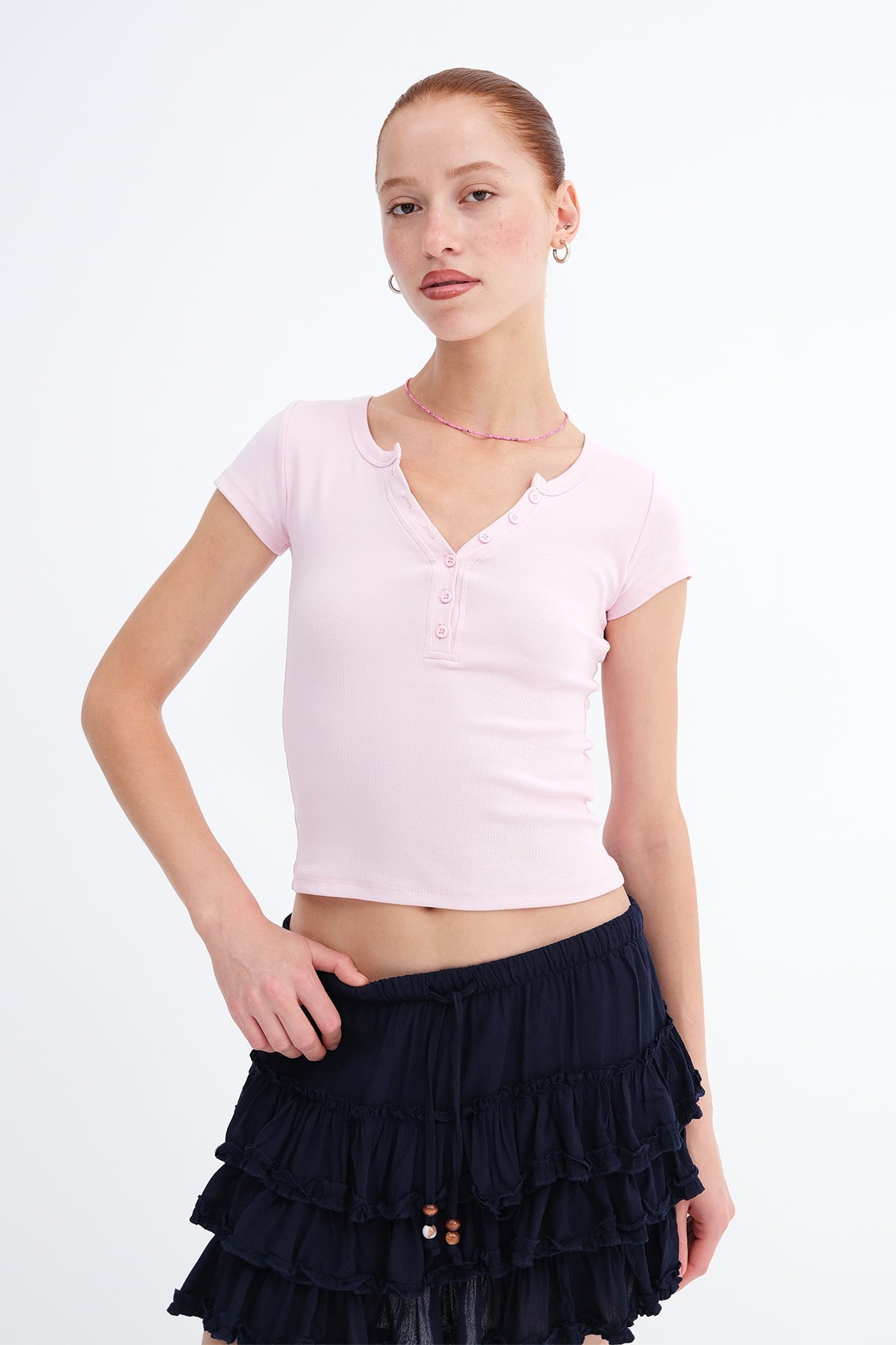 Lotus_Button-Detail-Basic-T-Shirt-addax