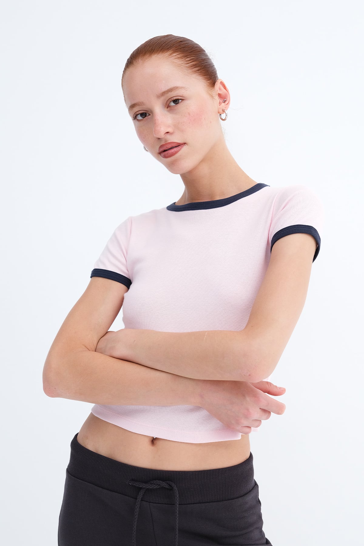 Lotus_Piping-Detail-T-Shirt-addax