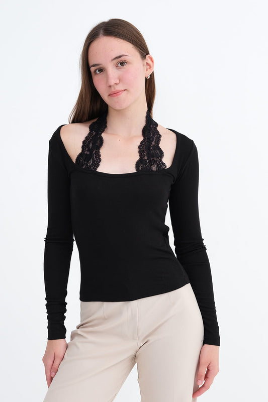 Black_Lace-Detail-Blouse-addax