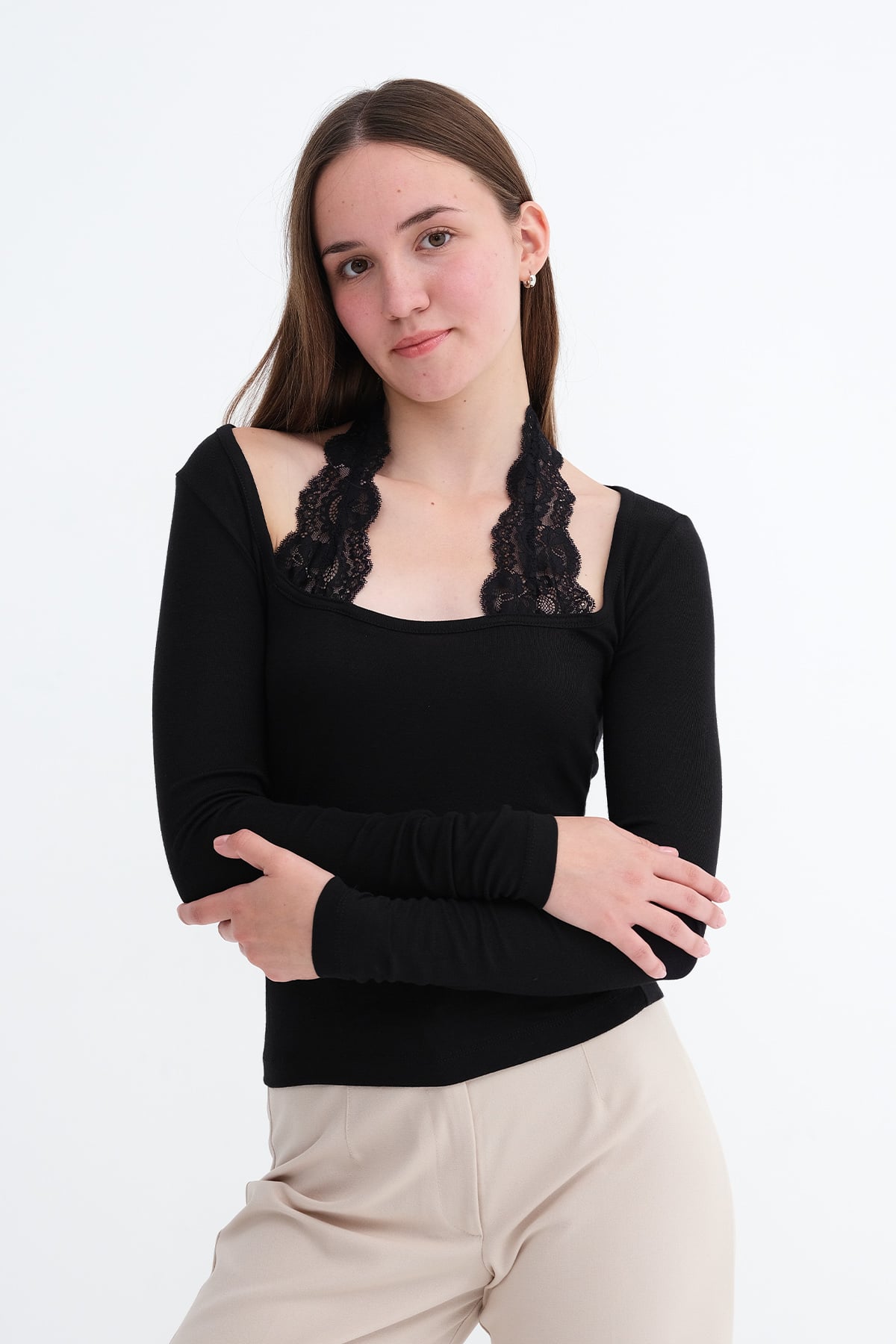 Black_Lace-Detail-Blouse-addax