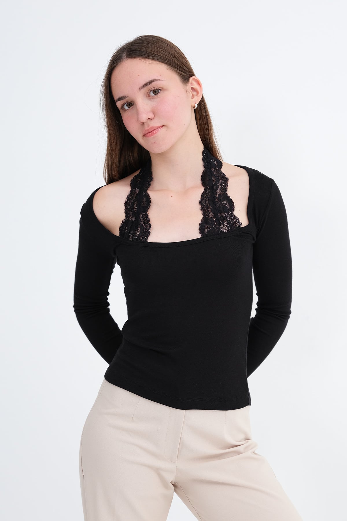 Black_Lace-Detail-Blouse-addax