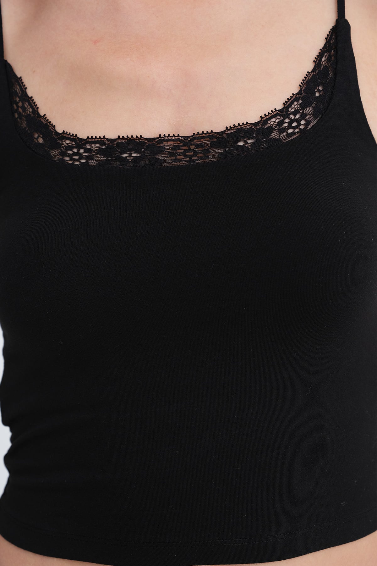 Black_Padded-Crop-Tank-Top-addax