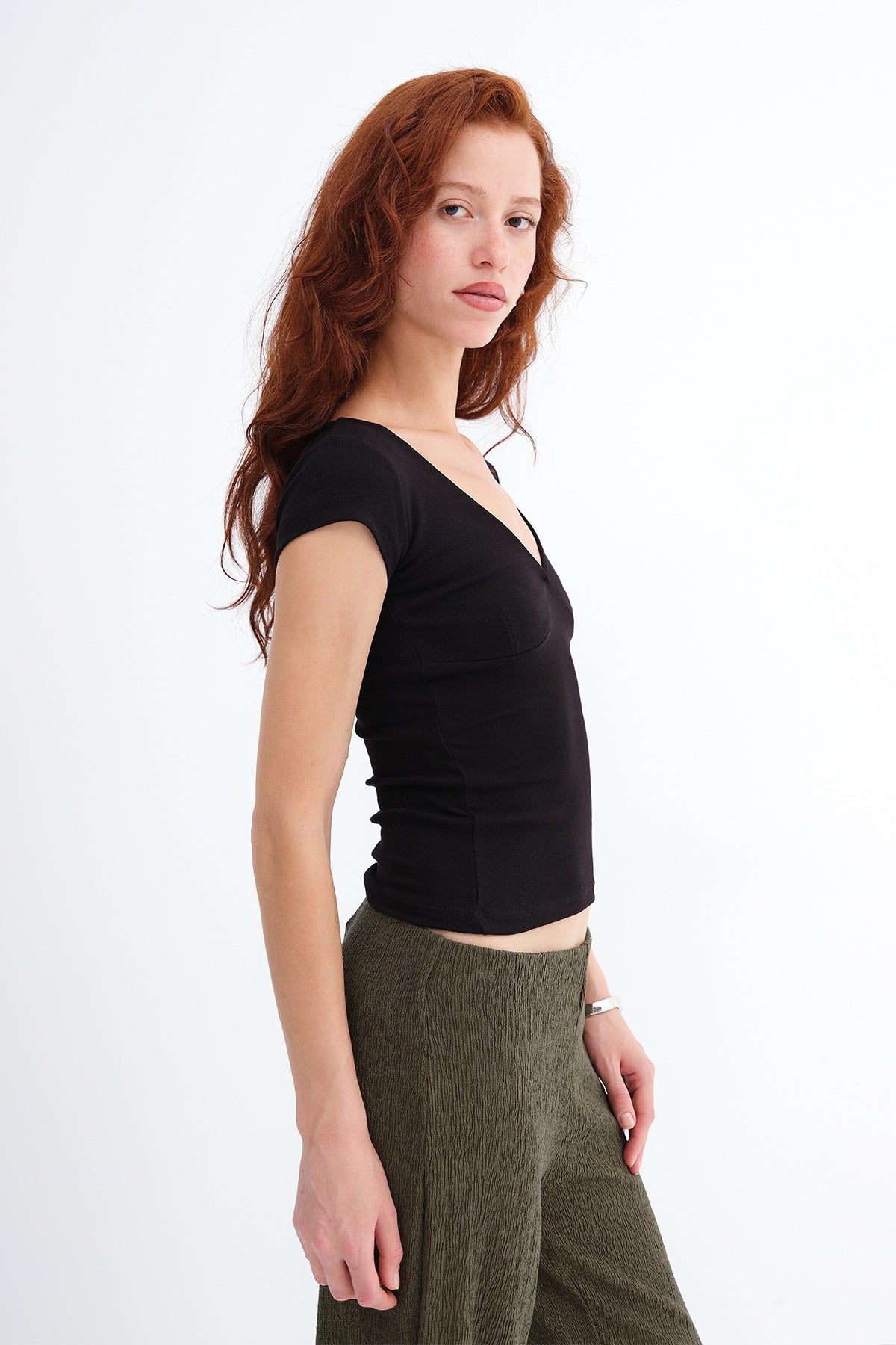 Black_V-Neck-Short-Sleeve-T-Shirt-addax