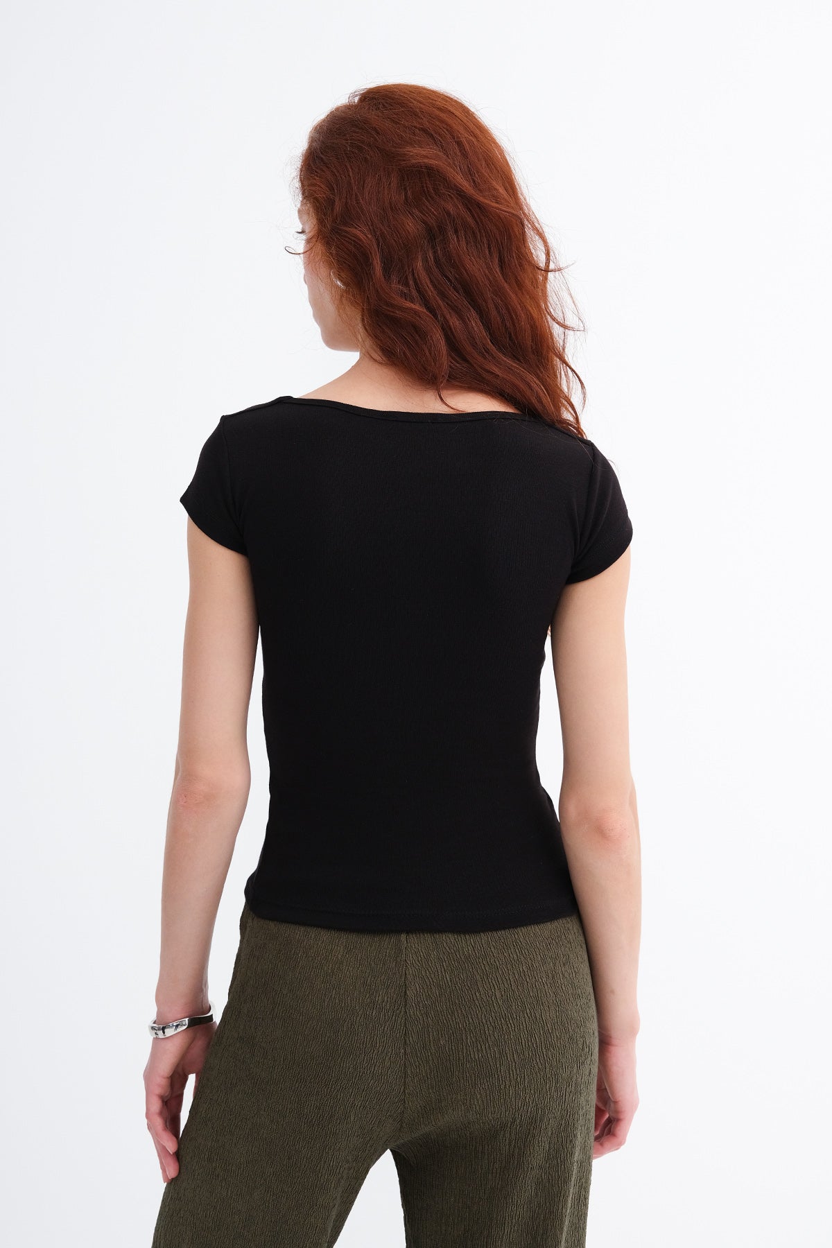 Black_V-Neck-Short-Sleeve-T-Shirt-addax