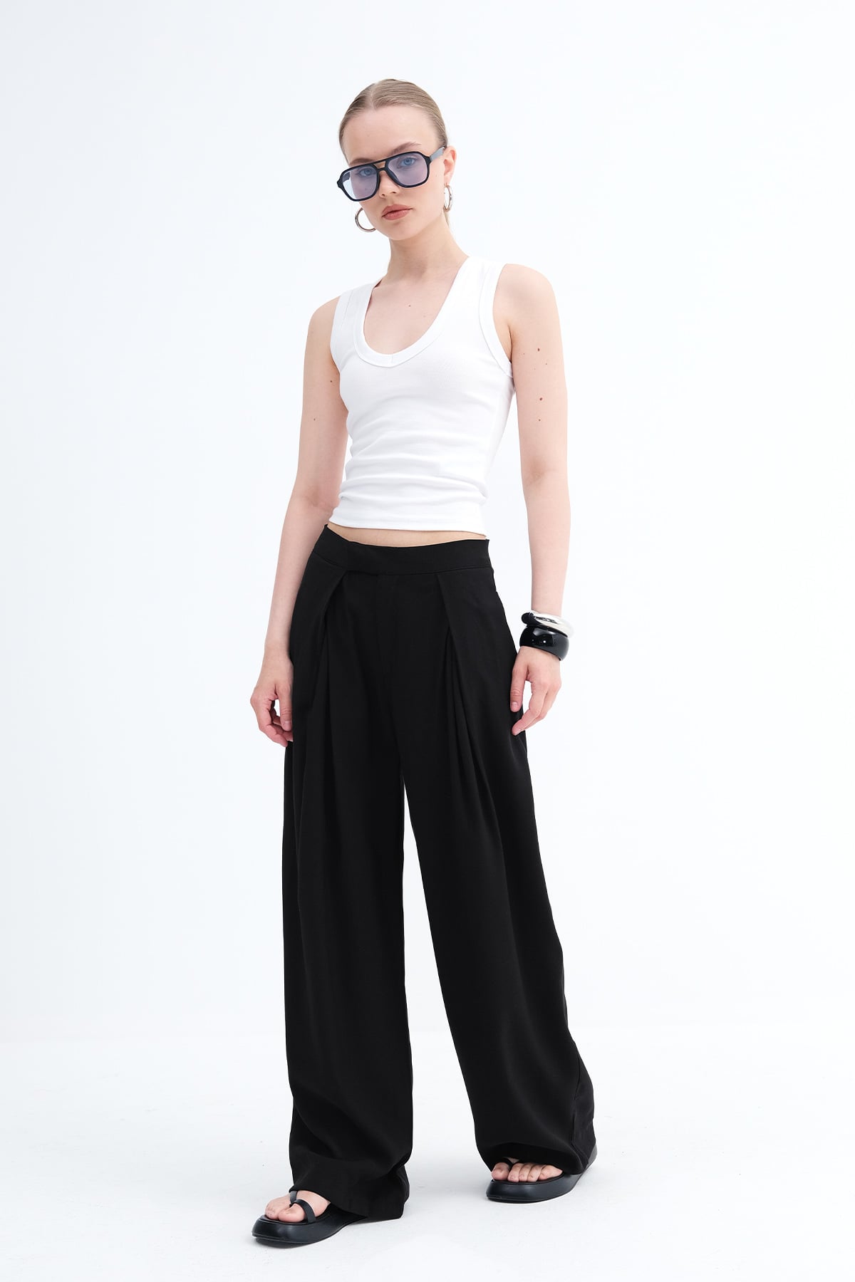 Hidden Hook Wide Leg Pants