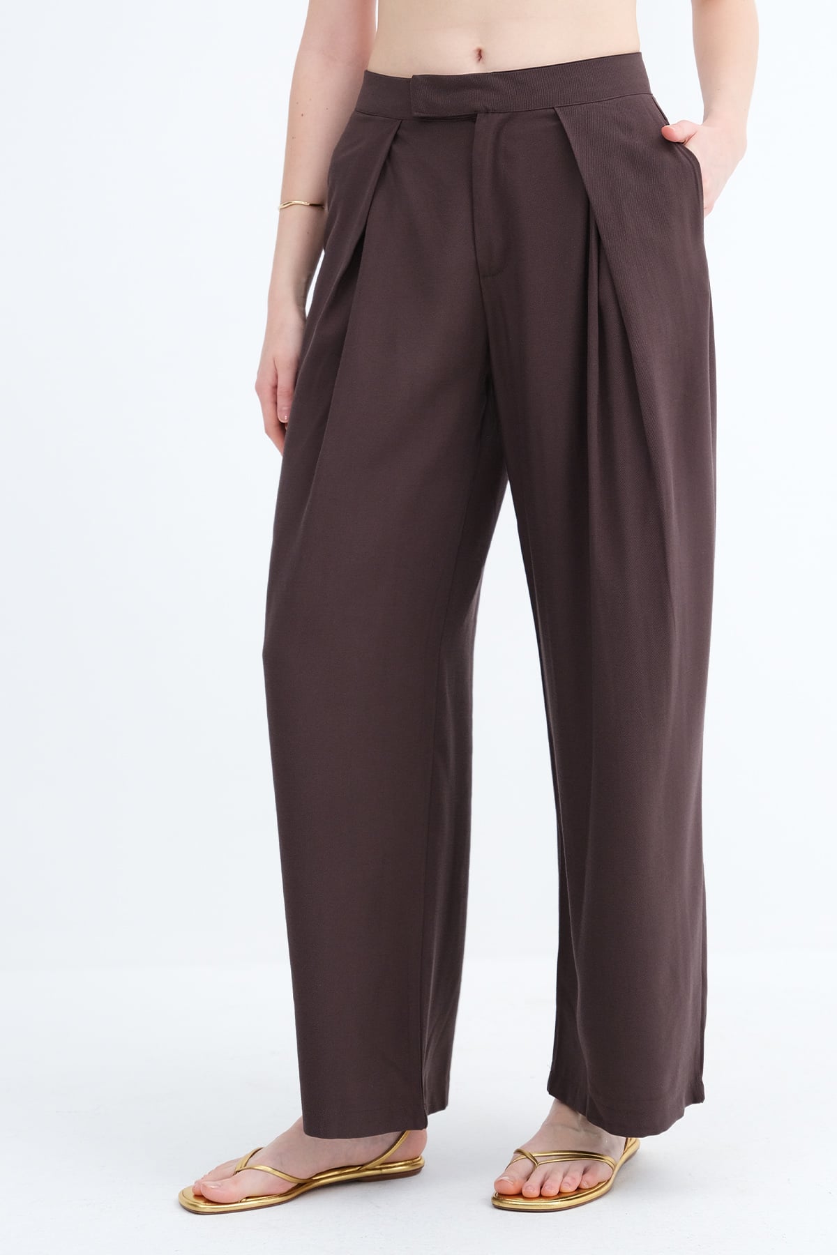 Brown_Hidden-Hook-Wide-Leg-Pants-addax