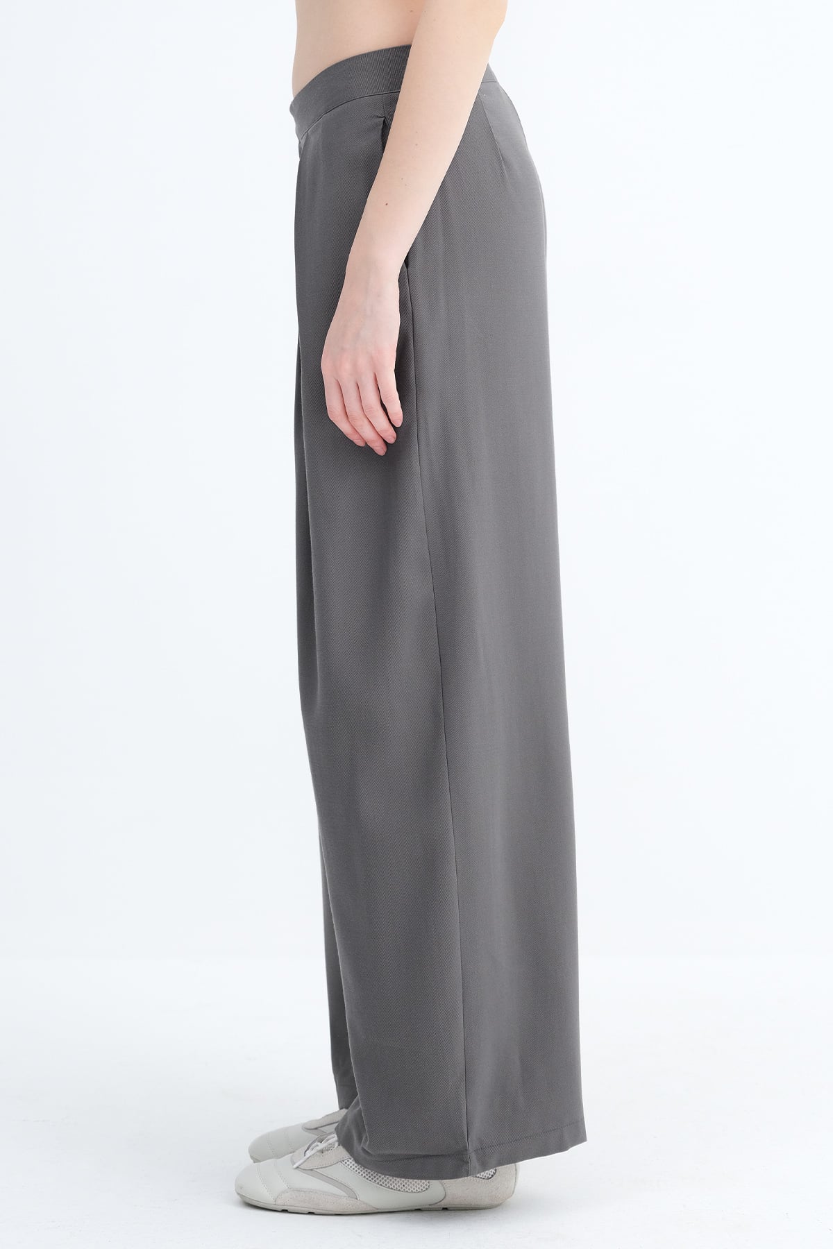 Charcoal_Hidden-Hook-Wide-Leg-Pants-addax