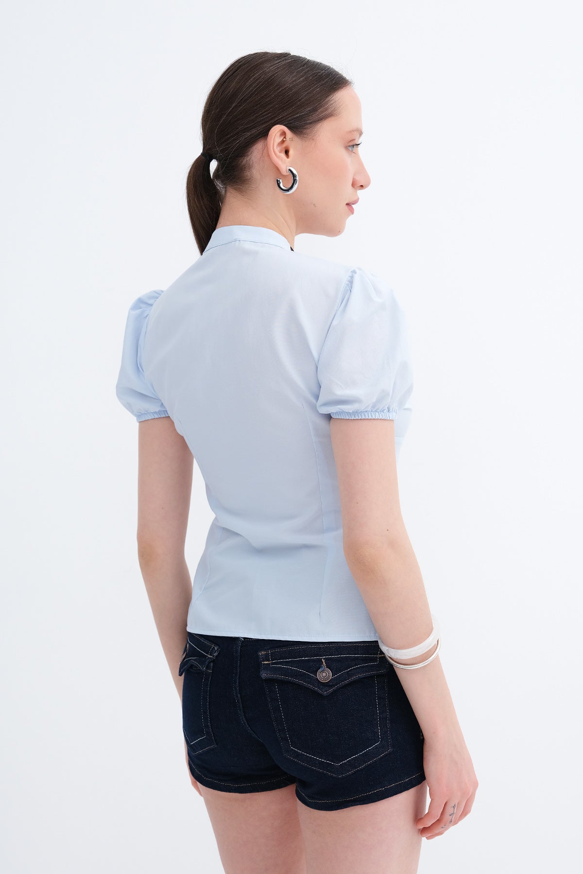 Light-Blue_Buttoned-Balloon-Sleeve-Shirt-addax