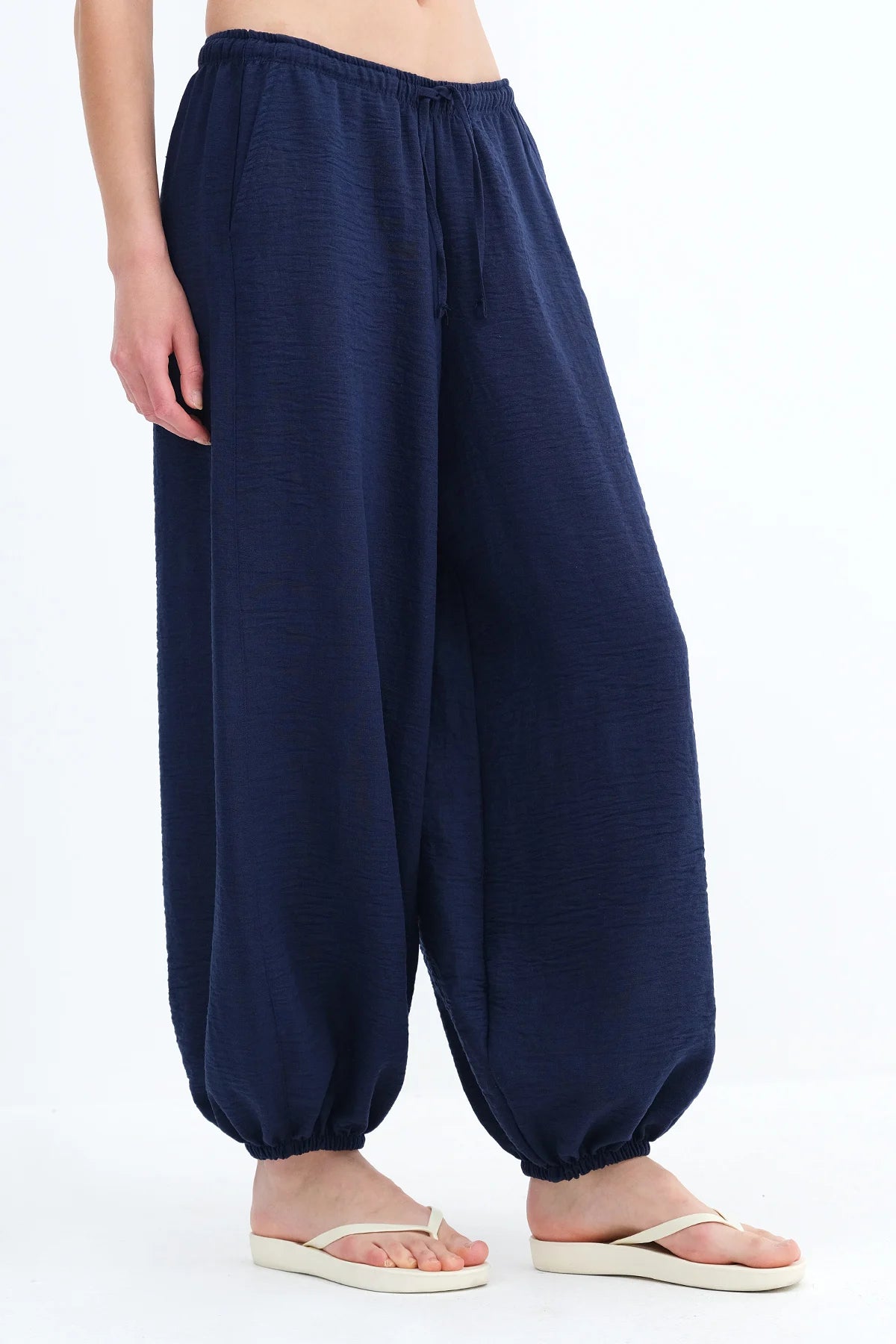 Dark-Night-Blue_Elastic-Waist-Harem-Pants-addax