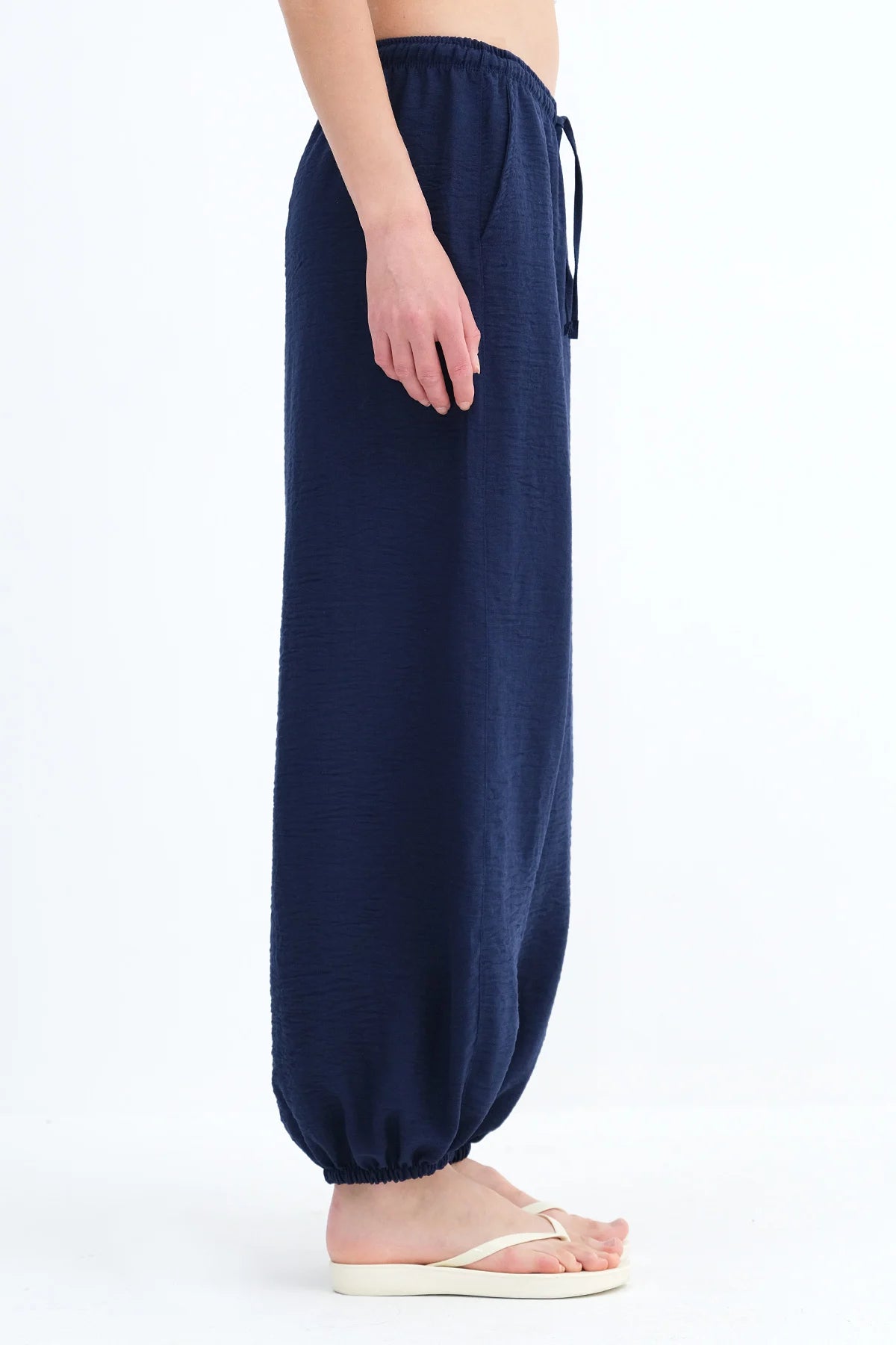 Dark-Night-Blue_Elastic-Waist-Harem-Pants-addax