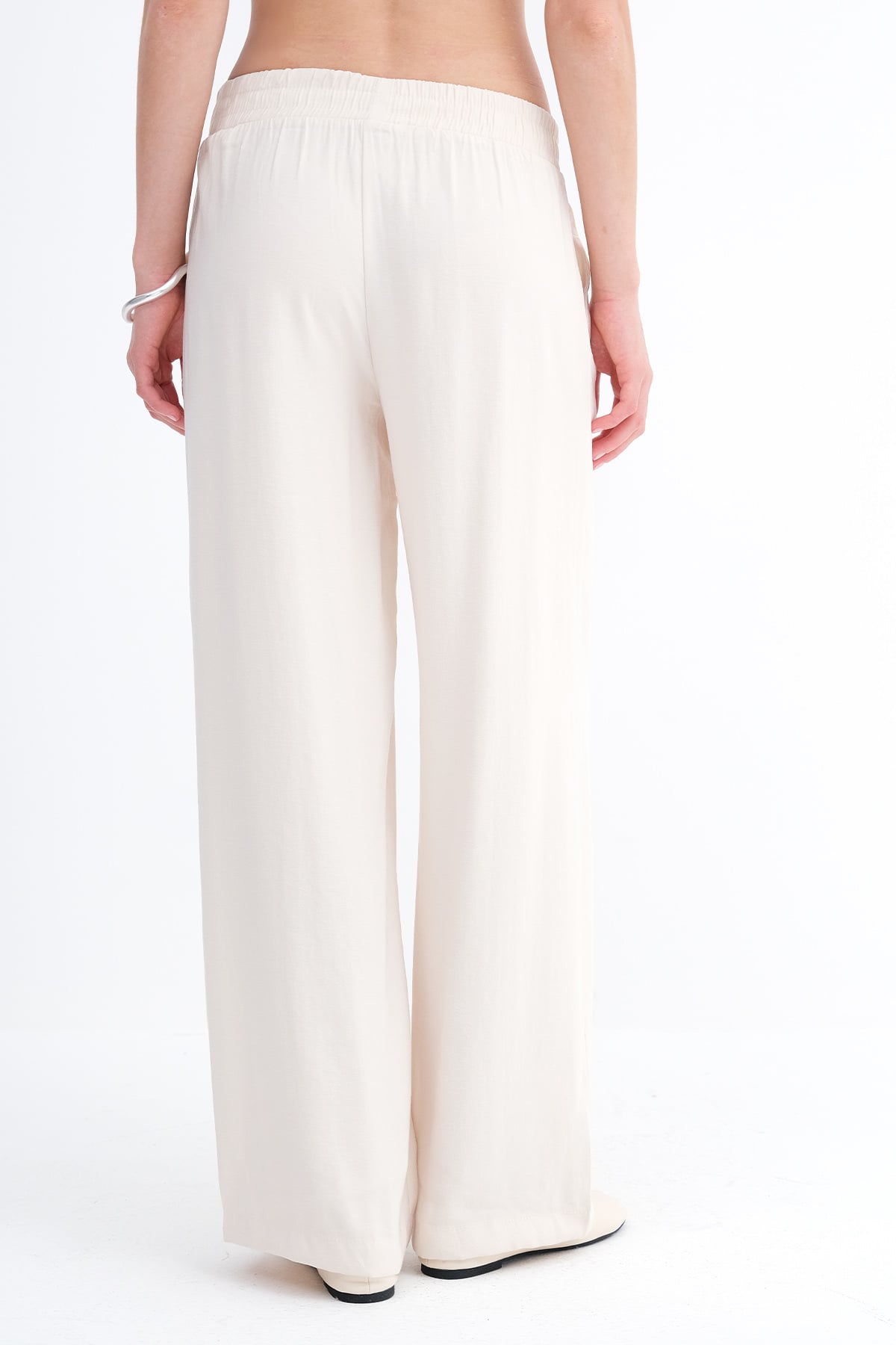 Beige_Pants-with-Elastic-Waist-addax