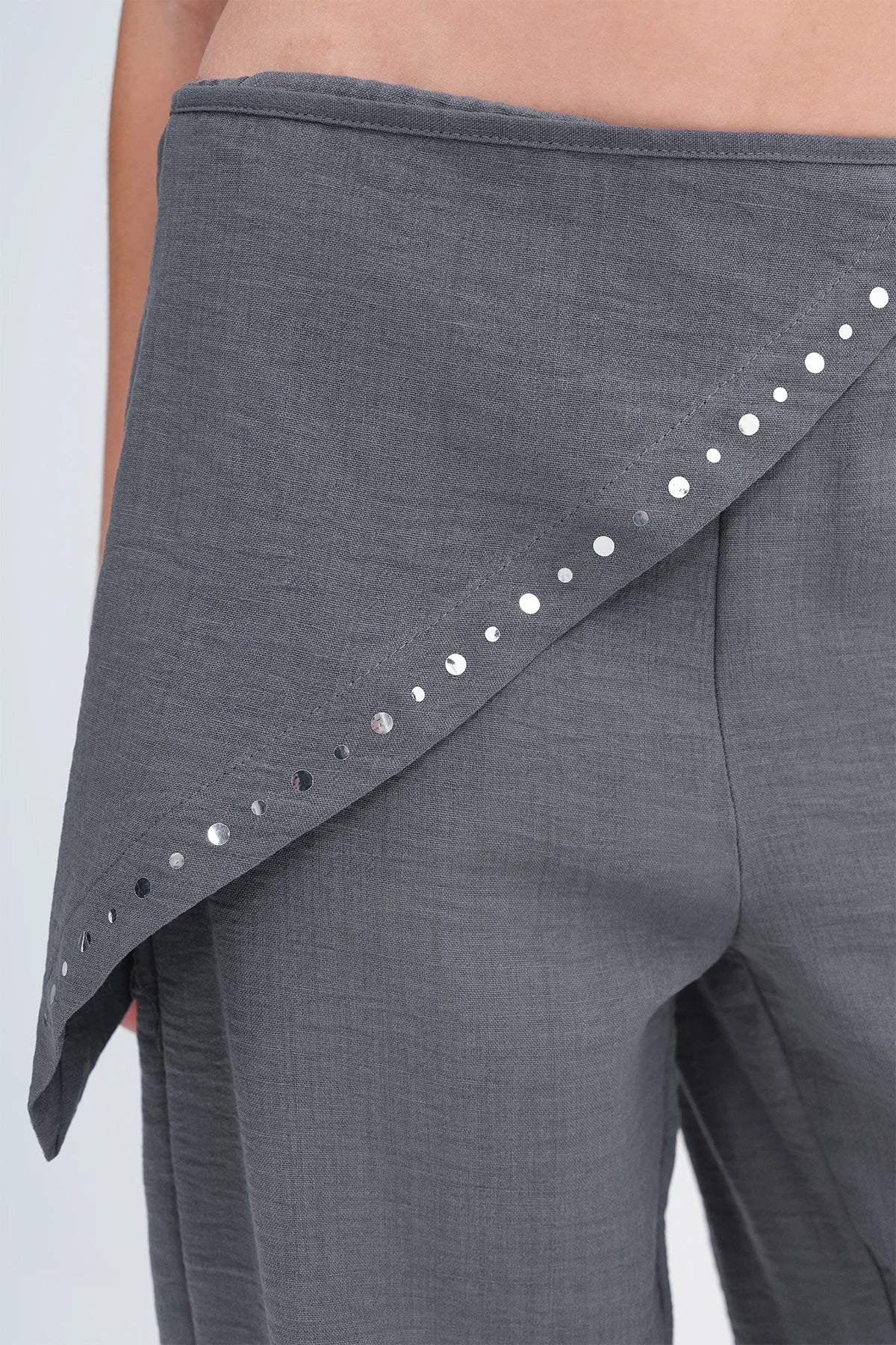 Charcoal_Waist-Detail-Trousers-addax