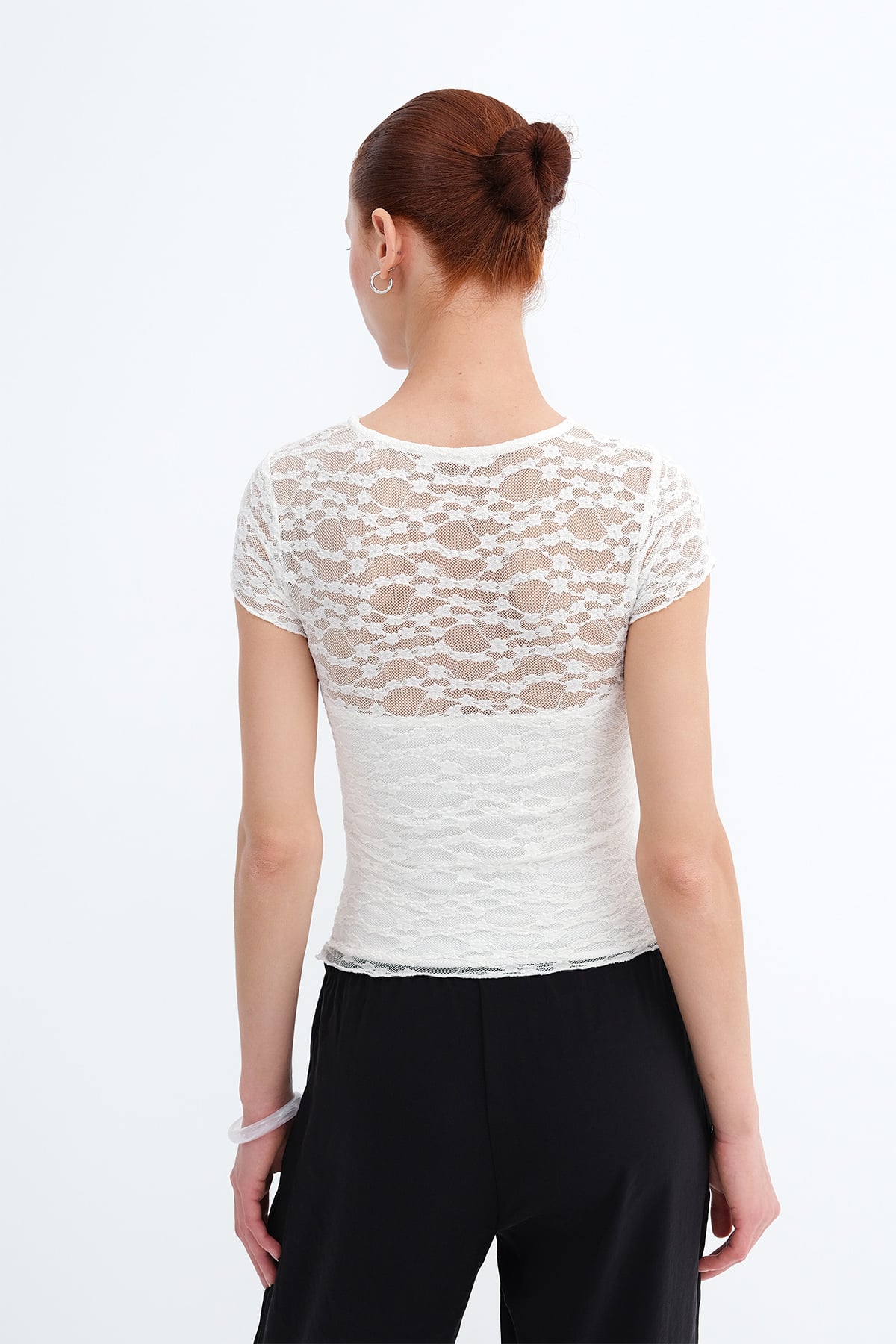 Ecru_Lace-Detail-Blouse-addax