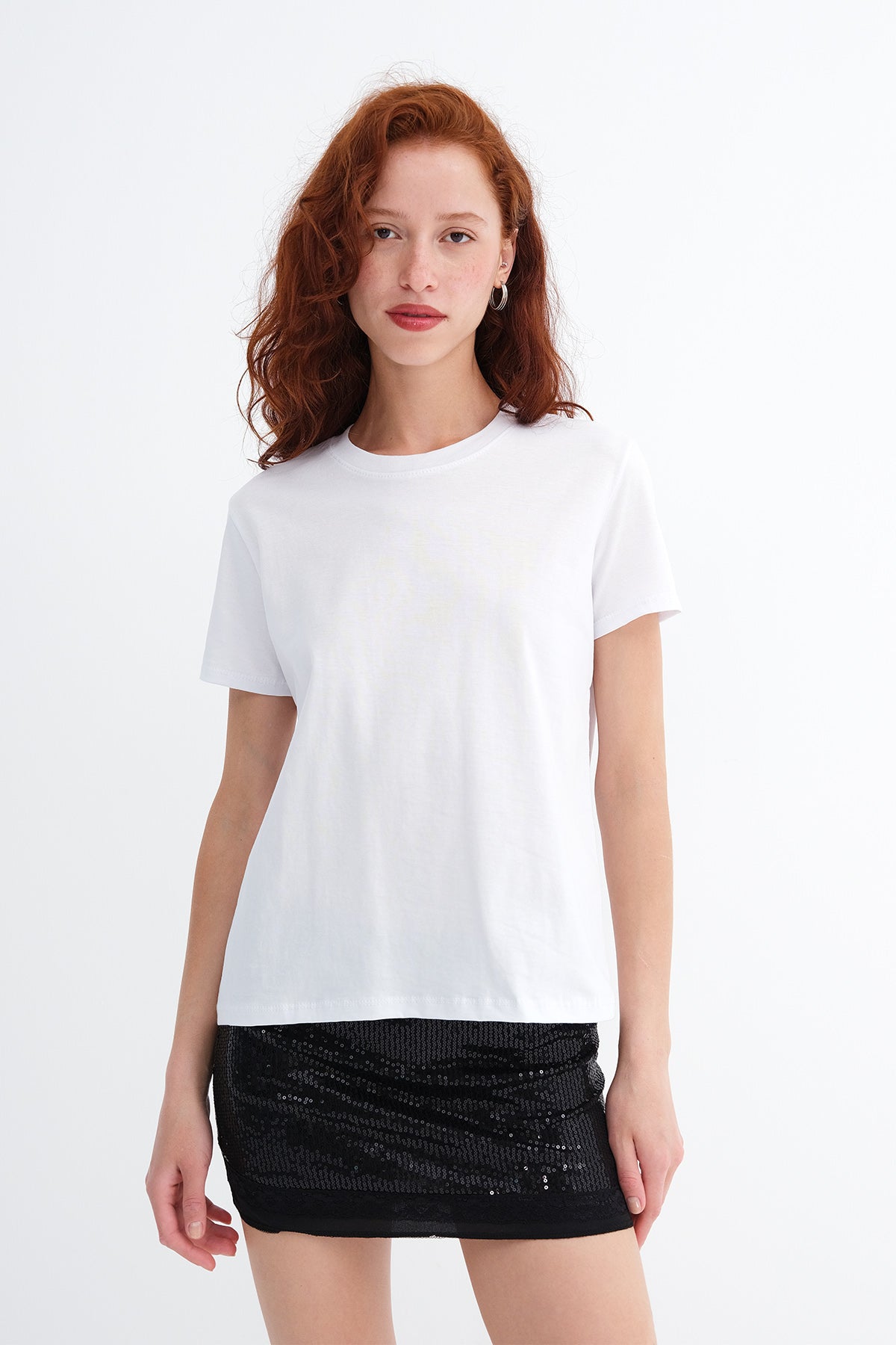 White_Crew-Neck-Basic-T-shirt-addax