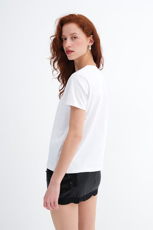 White_Crew-Neck-Basic-T-shirt-addax
